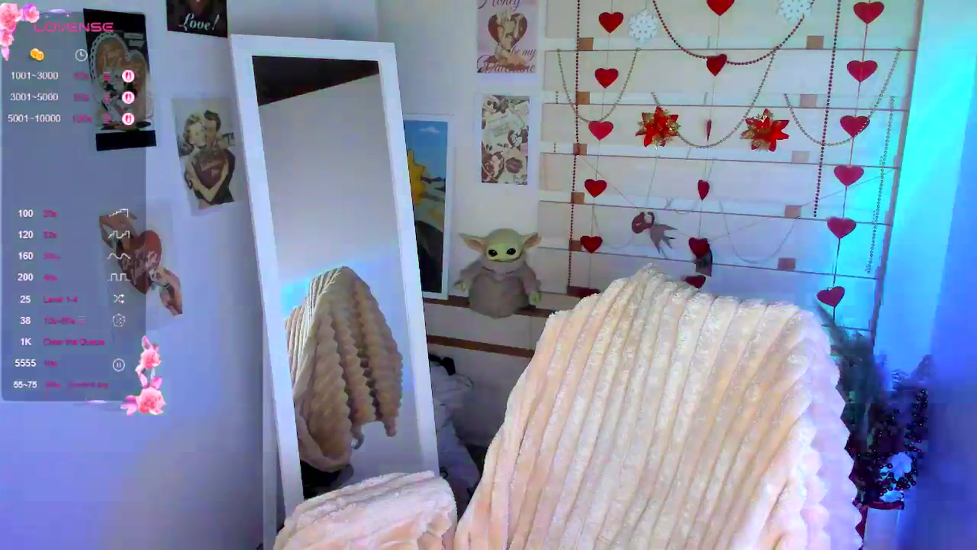 Gallery image thumbnail from KiraLove's myfreecams stream on, 04/07/2026, 10:10 image 7 of 20