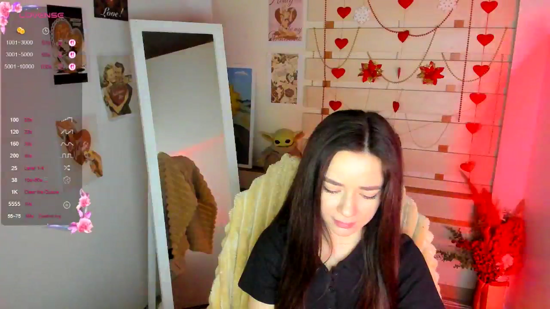 Gallery image thumbnail from KiraLove's myfreecams stream on, 04/07/2026, 10:10 image 19 of 20