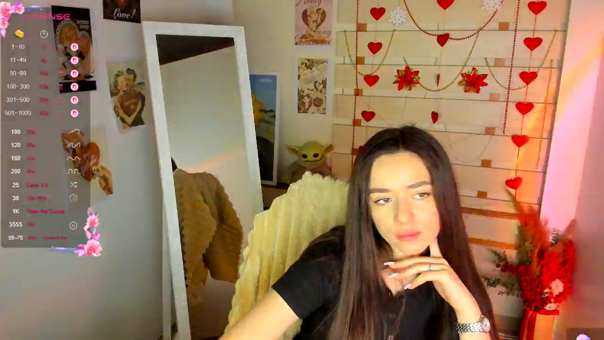 Gallery image thumbnail from KiraLove's myfreecams stream on, 04/07/2026, 10:10 image 15 of 20