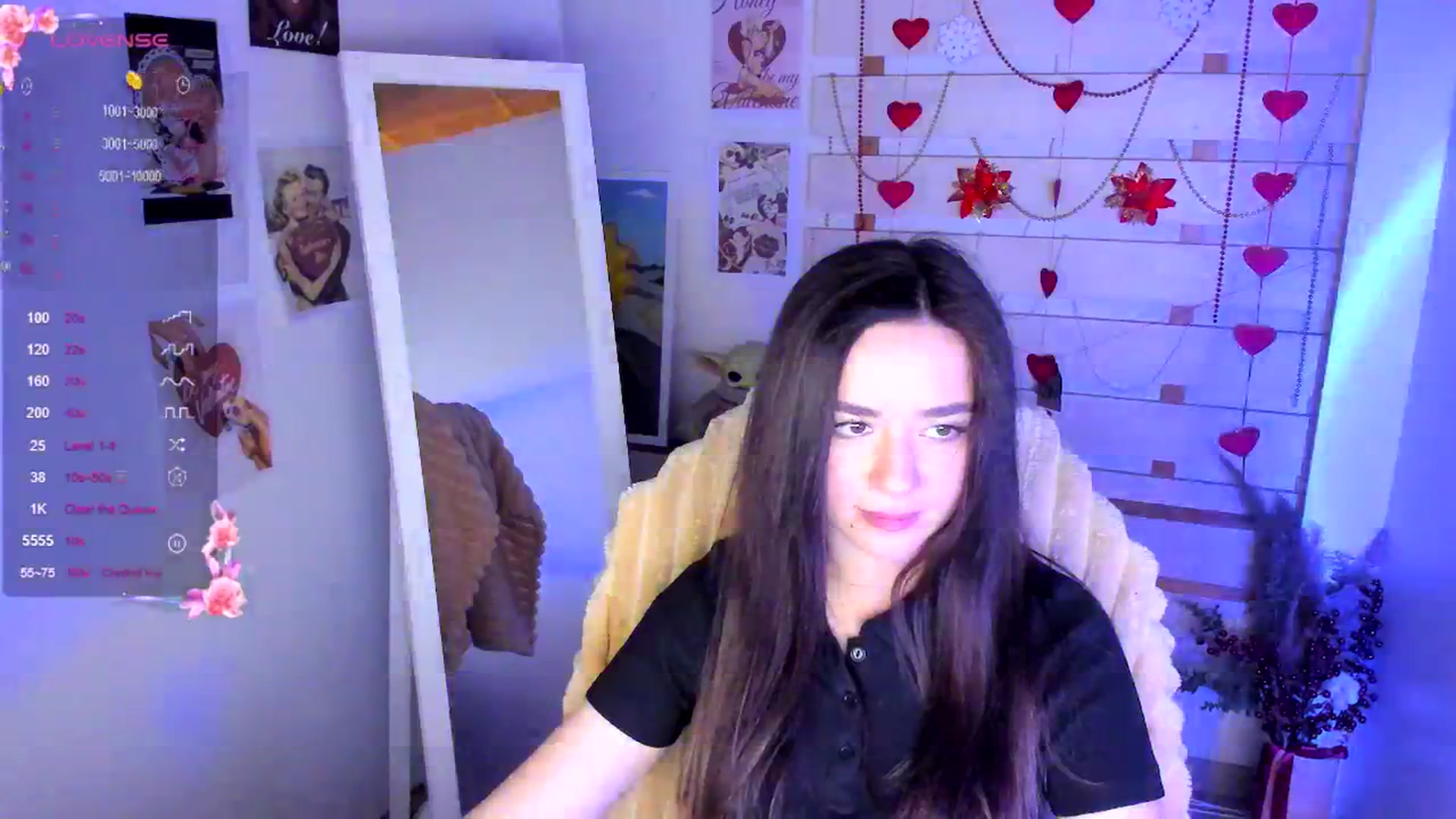 Gallery image thumbnail from KiraLove's myfreecams stream on, 04/07/2026, 11:48 image 3 of 20