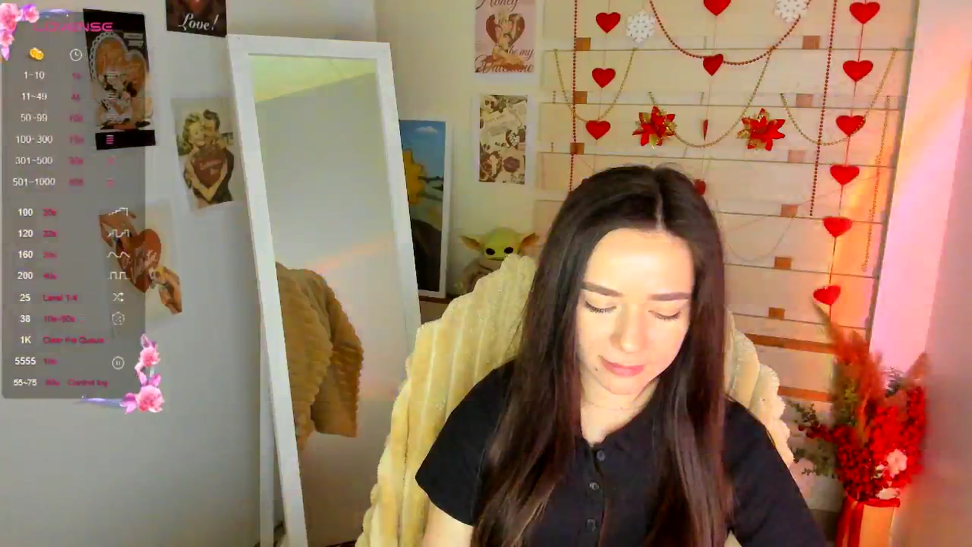 Gallery image thumbnail from KiraLove's myfreecams stream on, 04/07/2026, 11:48 image 5 of 20