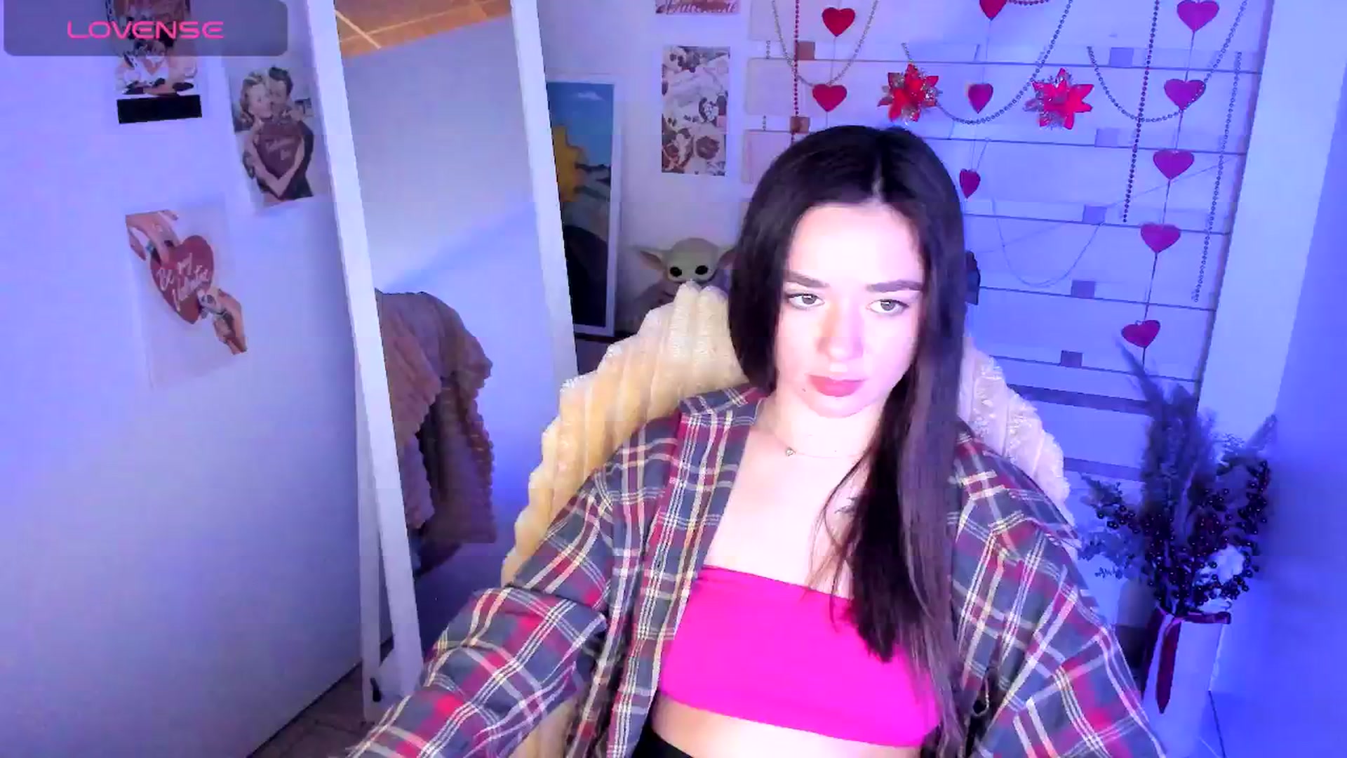 Gallery image thumbnail from KiraLove's myfreecams stream on, 04/08/2026, 11:33 image 8 of 20