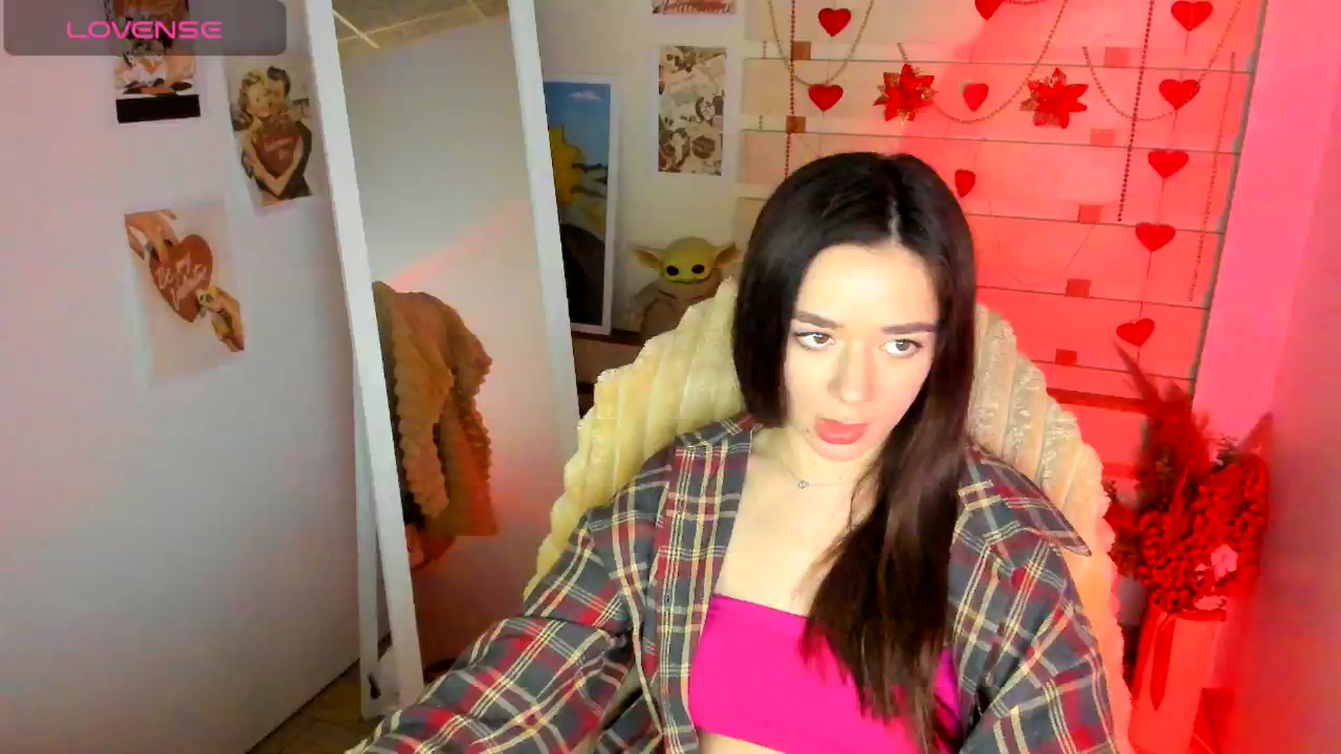 Gallery image thumbnail from KiraLove's myfreecams stream on, 04/08/2026, 11:33 image 12 of 20