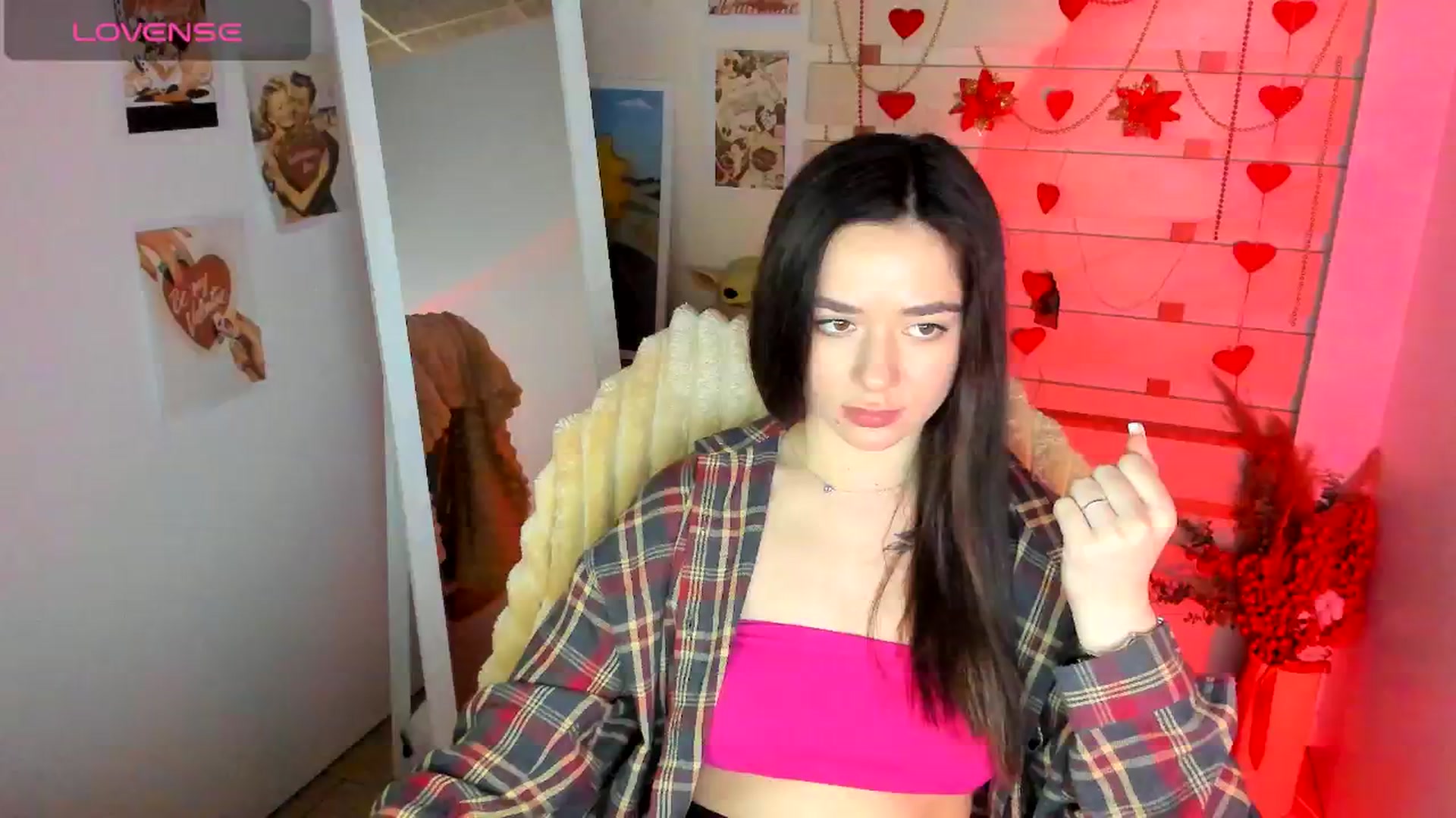 Gallery image thumbnail from KiraLove's myfreecams stream on, 04/08/2026, 11:33 image 9 of 20