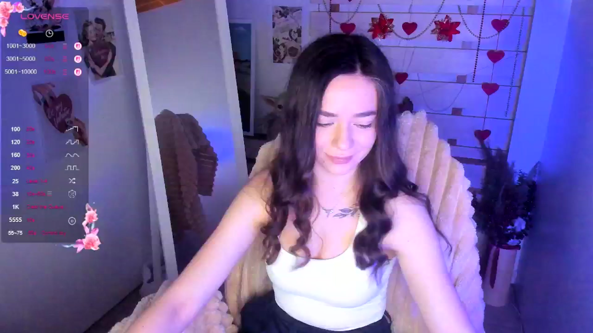 Gallery image thumbnail from KiraLove's myfreecams stream on, 04/13/2026, 07:43 image 14 of 20