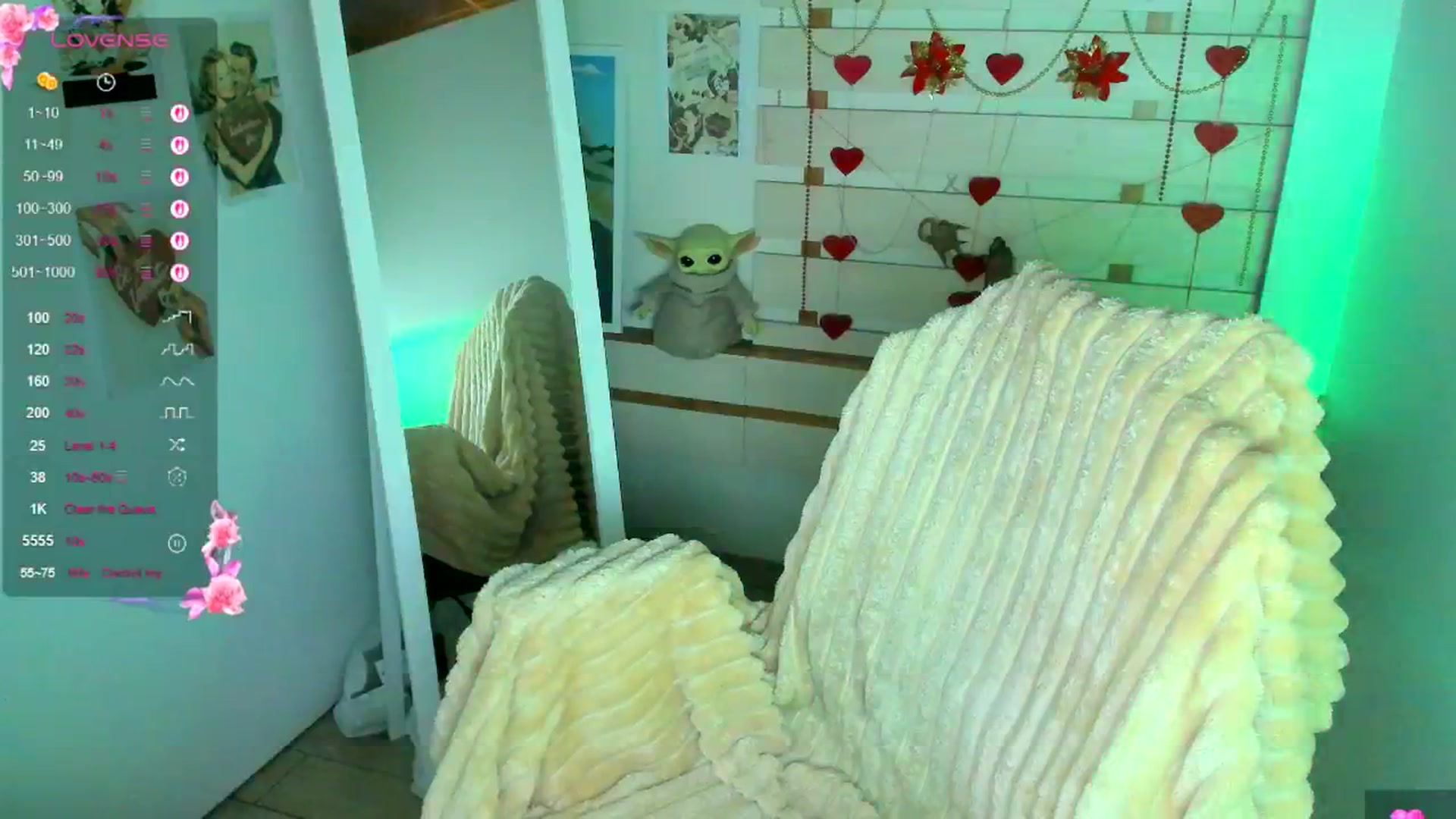 Gallery image thumbnail from KiraLove's myfreecams stream on, 04/13/2026, 09:23 image 12 of 20
