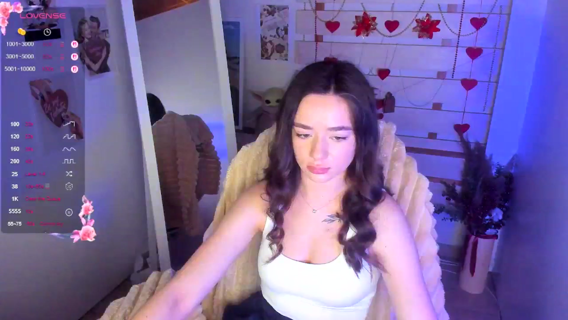 Gallery image thumbnail from KiraLove's myfreecams stream on, 04/13/2026, 10:06 image 15 of 20