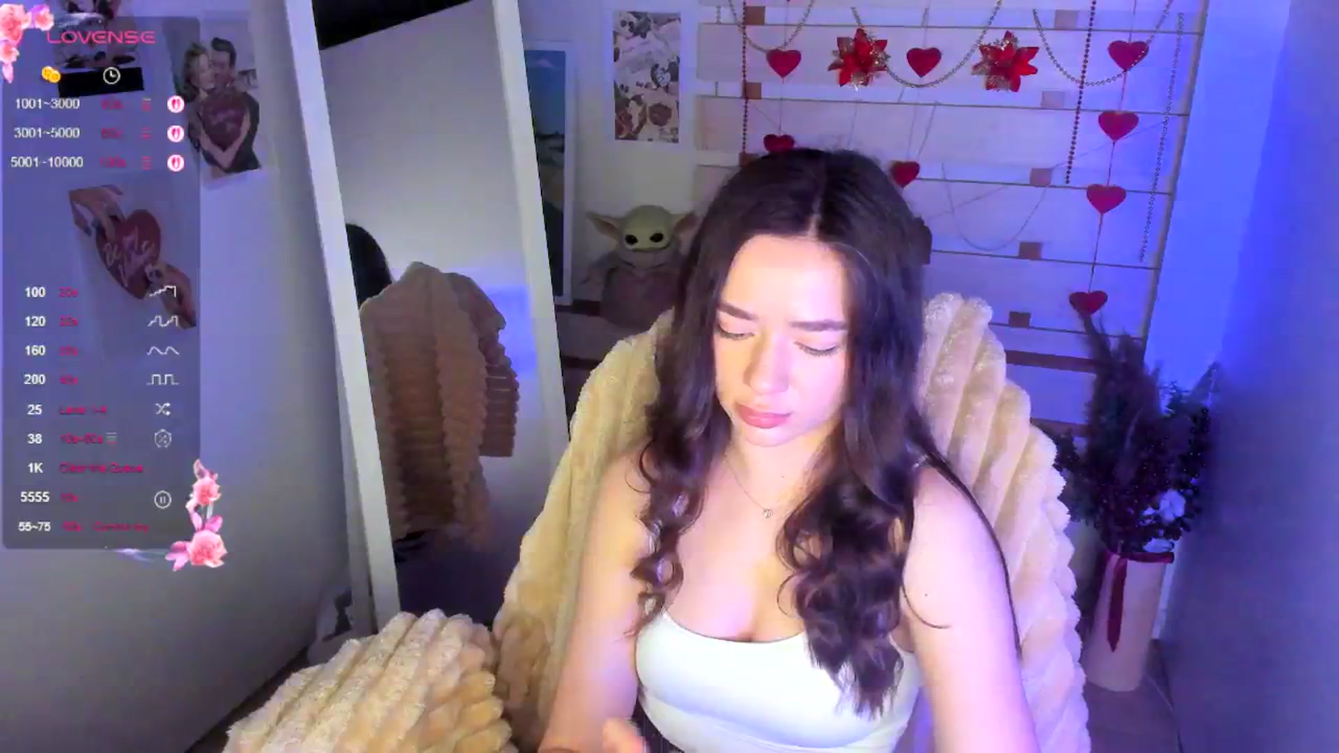 Gallery image thumbnail from KiraLove's myfreecams stream on, 04/13/2026, 10:06 image 19 of 20