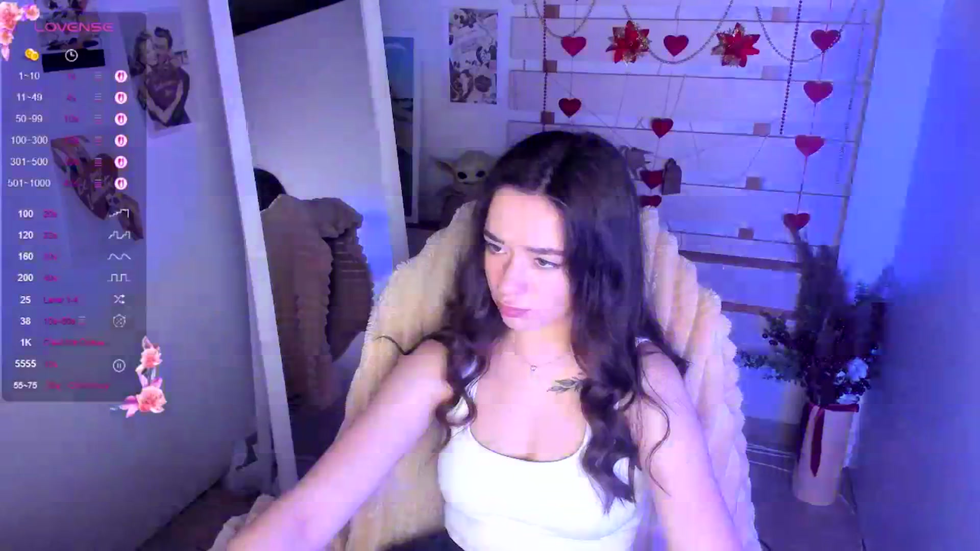 Gallery image thumbnail from KiraLove's myfreecams stream on, 04/13/2026, 10:27 image 8 of 20