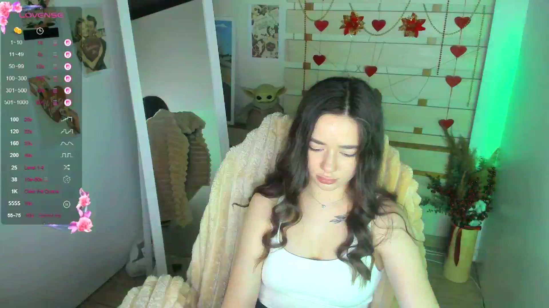 Gallery image thumbnail from KiraLove's myfreecams stream on, 04/13/2026, 10:27 image 15 of 20