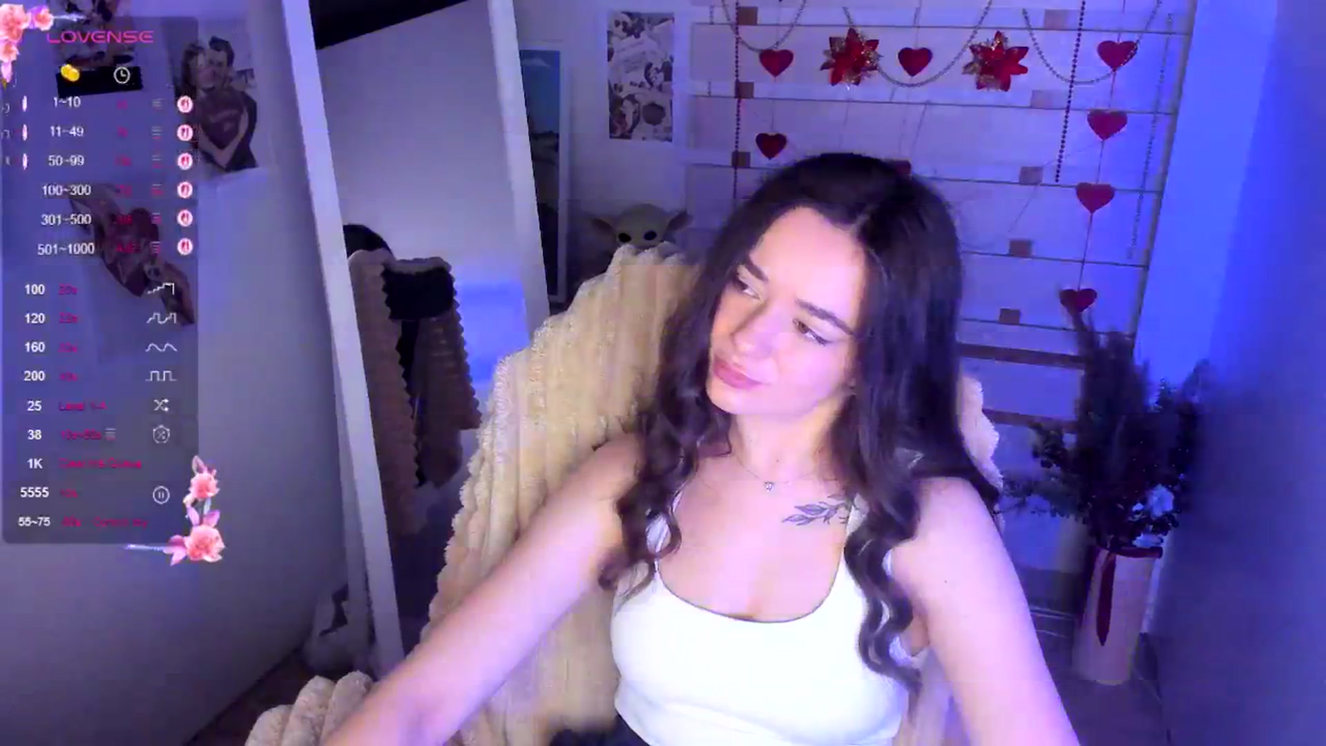 Gallery image thumbnail from KiraLove's myfreecams stream on, 04/13/2026, 11:18 image 13 of 20