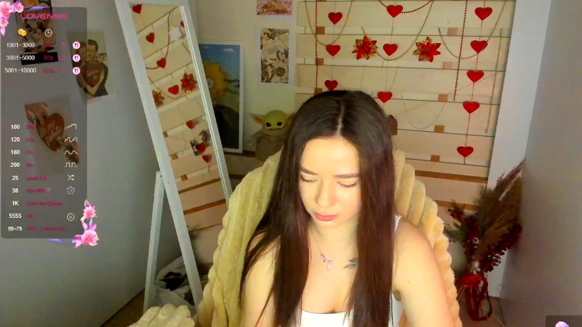 Gallery image thumbnail from KiraLove's myfreecams stream on, 04/16/2026, 10:43 image 5 of 20