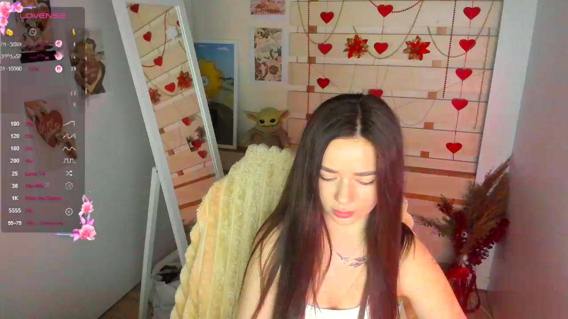 Gallery image thumbnail from KiraLove's myfreecams stream on, 04/16/2026, 11:40 image 18 of 20