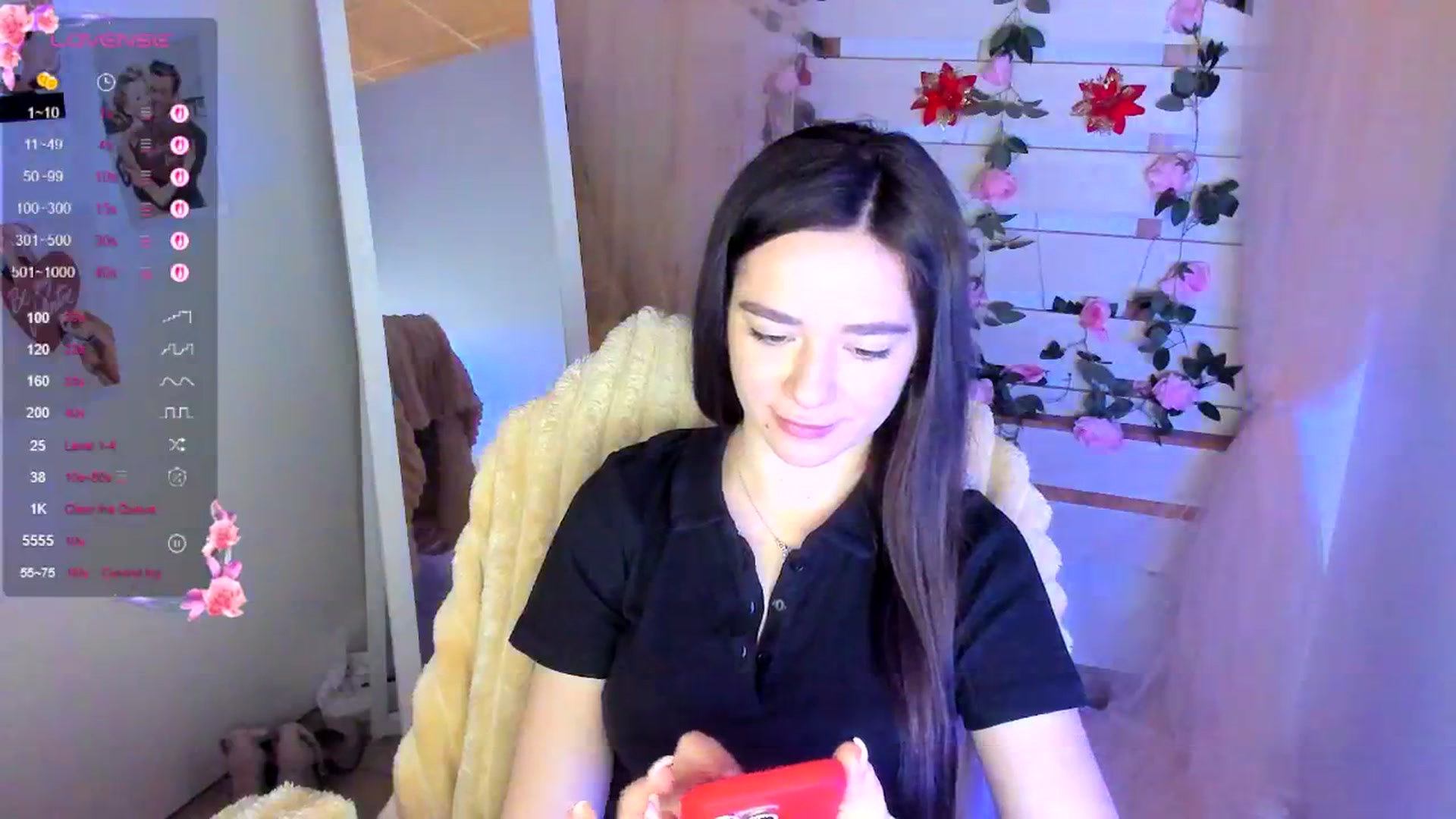 Gallery image thumbnail from KiraLove's myfreecams stream on, 04/20/2026, 08:54 image 12 of 20