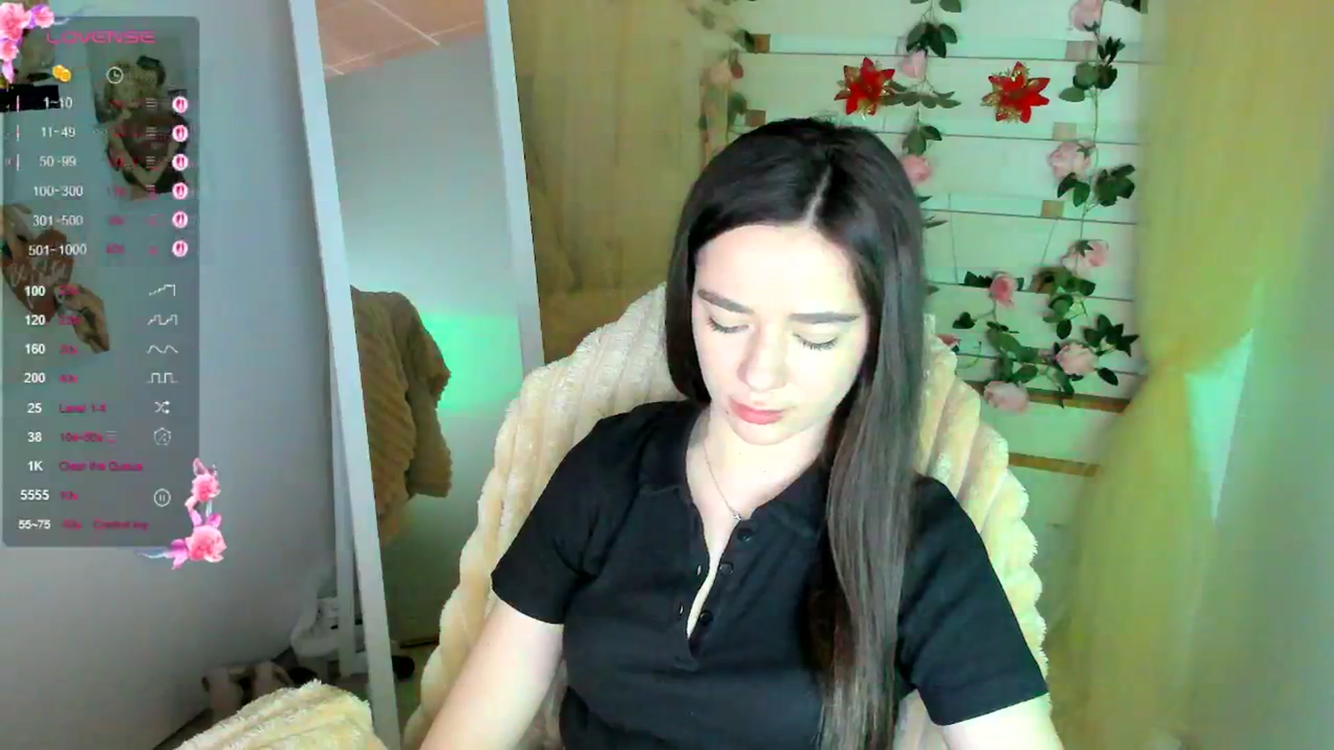 Gallery image thumbnail from KiraLove's myfreecams stream on, 04/20/2026, 08:54 image 17 of 20