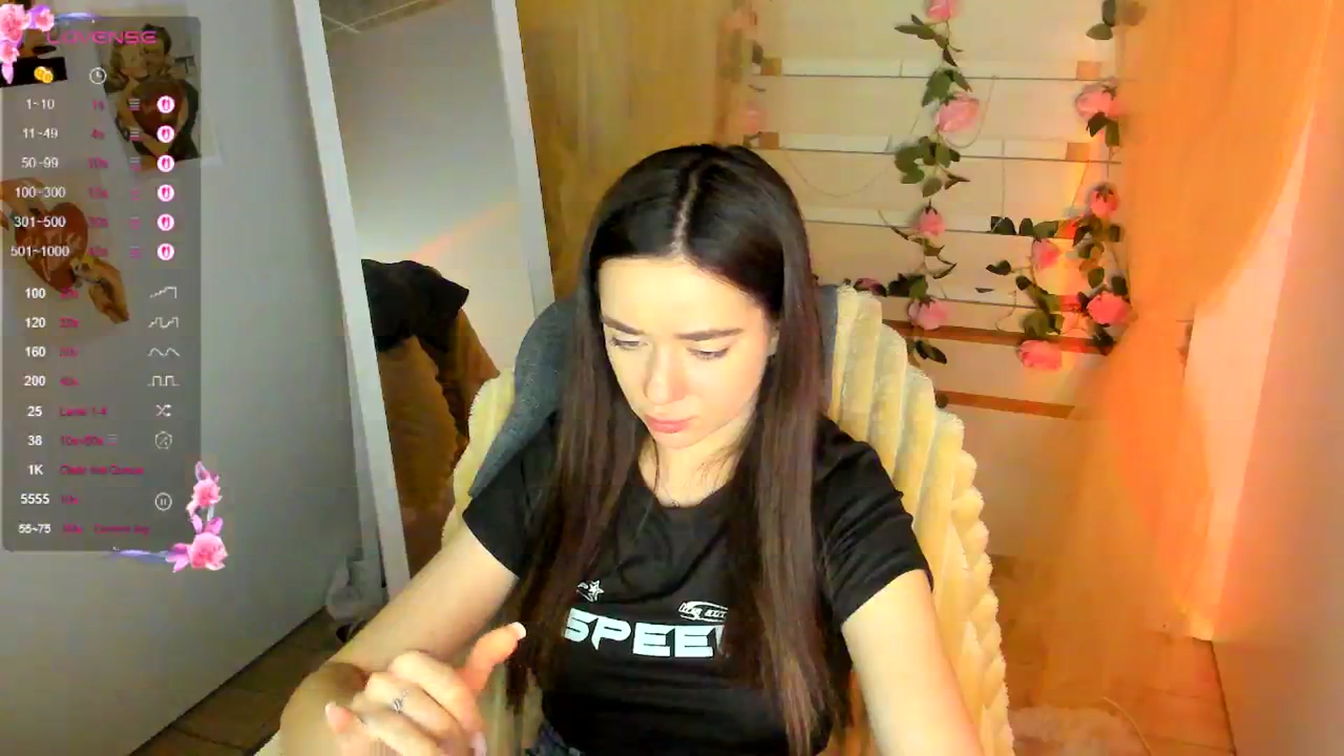 Gallery image thumbnail from KiraLove's myfreecams stream on, 04/21/2026, 11:18 image 12 of 20