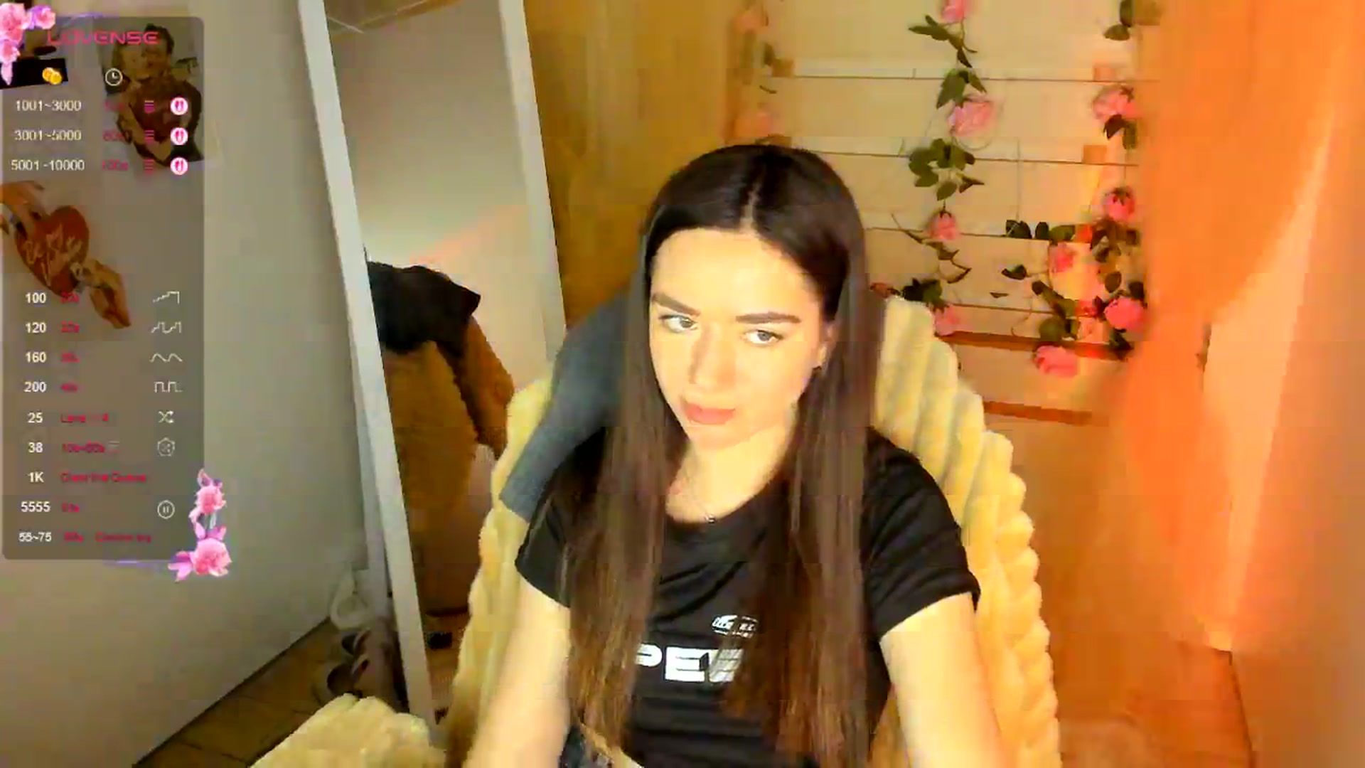 Gallery image thumbnail from KiraLove's myfreecams stream on, 04/21/2026, 11:18 image 18 of 20