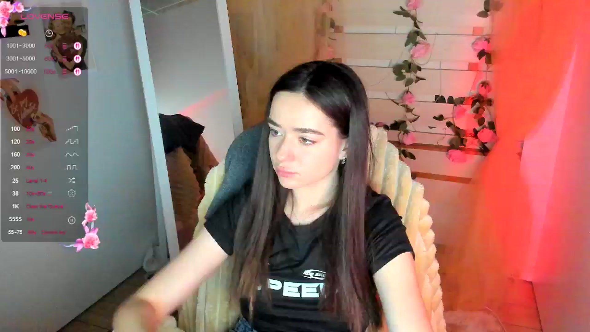 Gallery image thumbnail from KiraLove's myfreecams stream on, 04/21/2026, 11:18 image 9 of 20