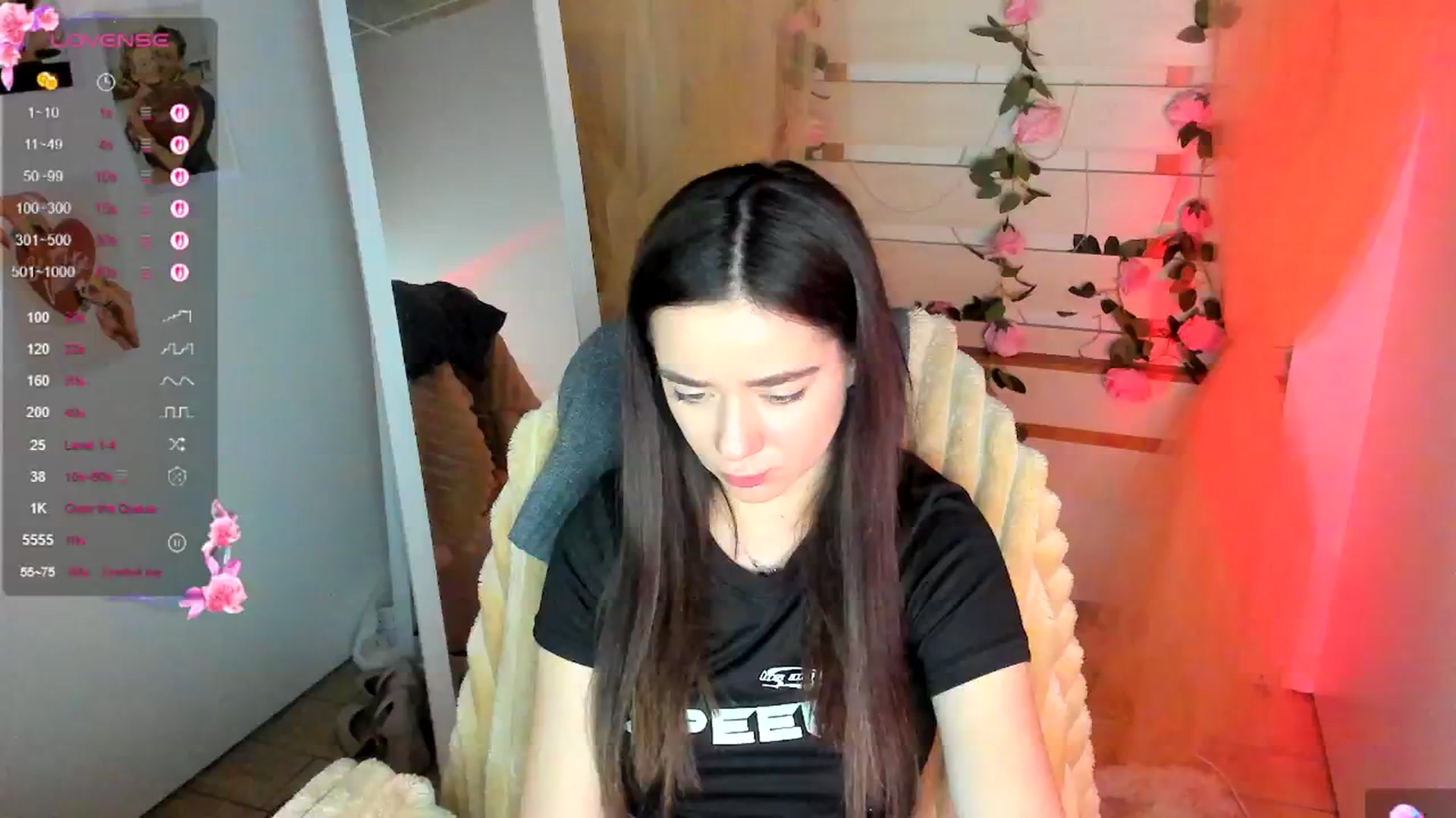 Gallery image thumbnail from KiraLove's myfreecams stream on, 04/21/2026, 11:18 image 1 of 20