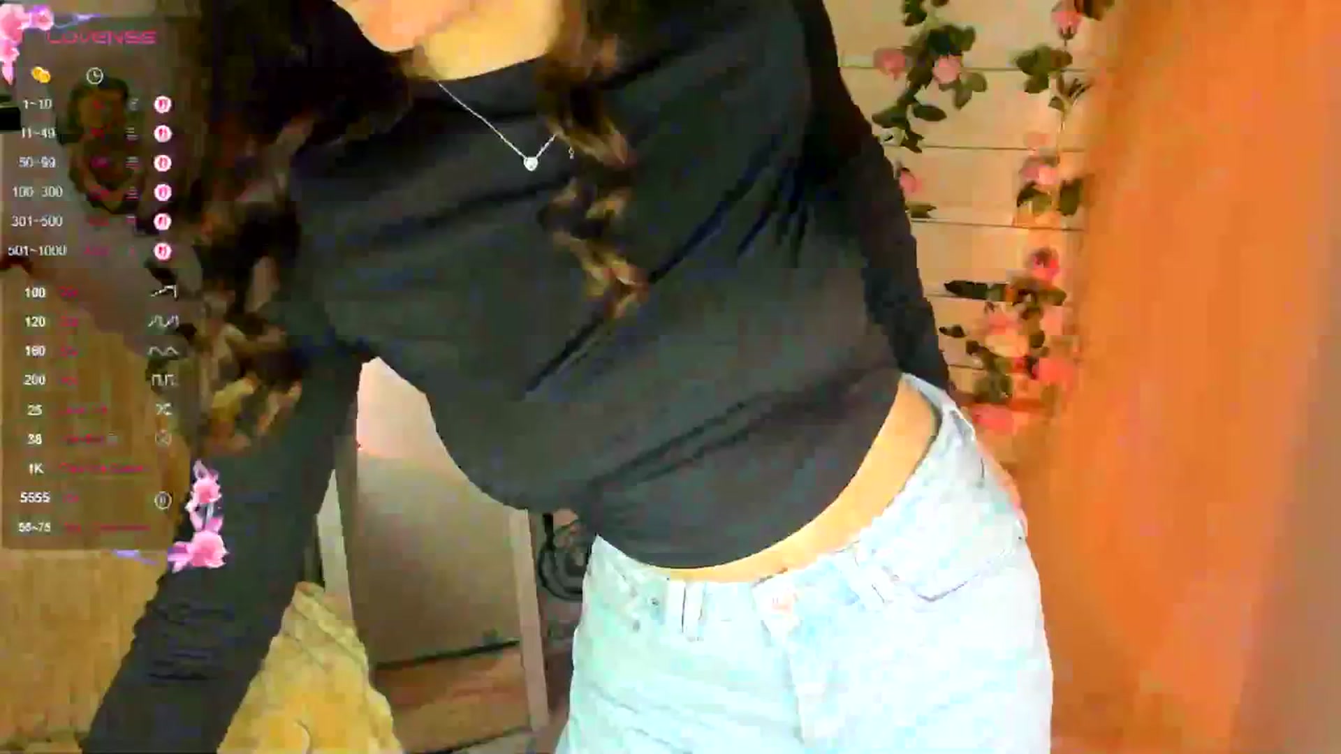 Gallery image thumbnail from KiraLove's myfreecams stream on, 04/22/2026, 11:30 image 16 of 20