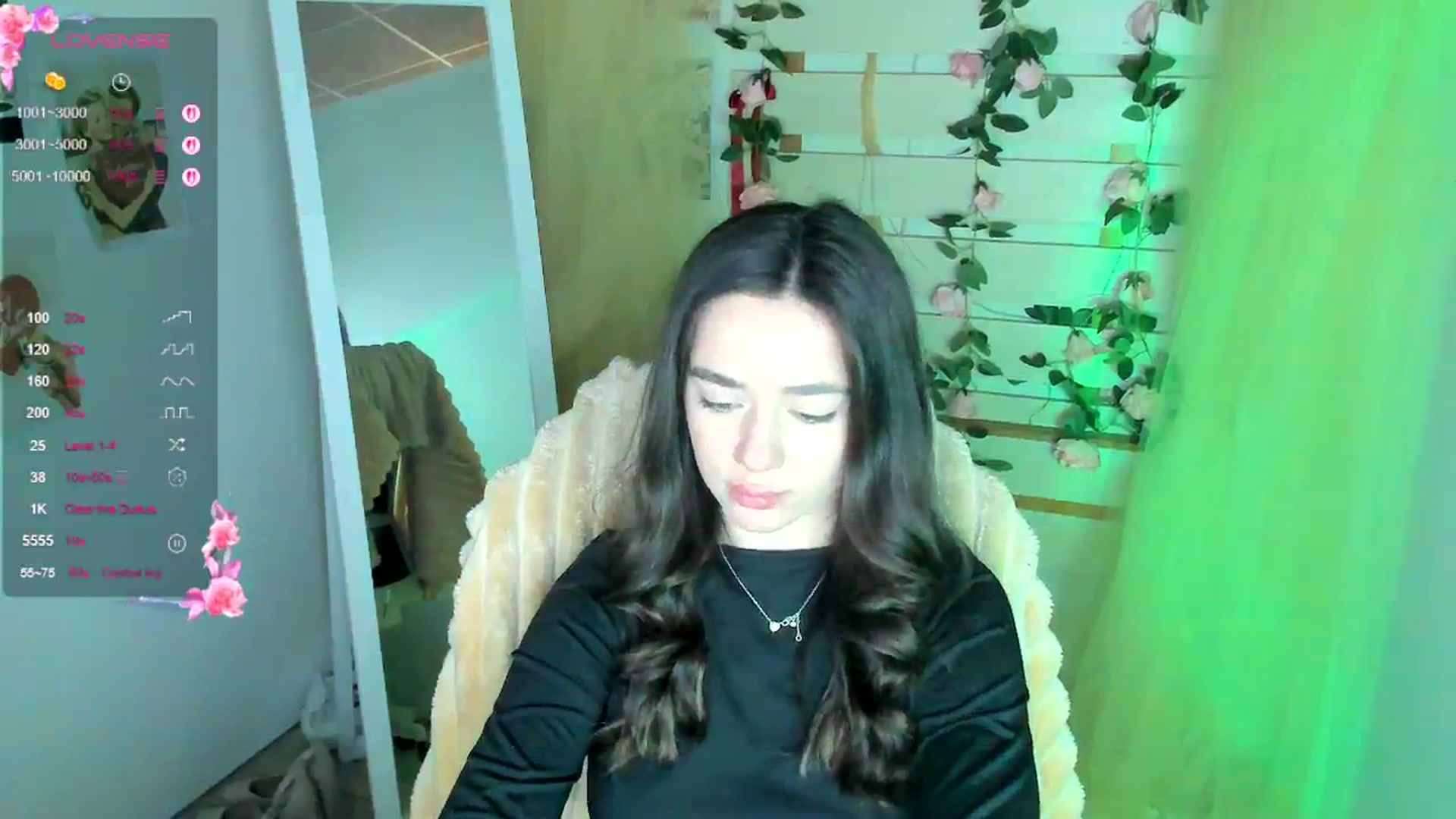 Gallery image thumbnail from KiraLove's myfreecams stream on, 04/22/2026, 11:30 image 4 of 20