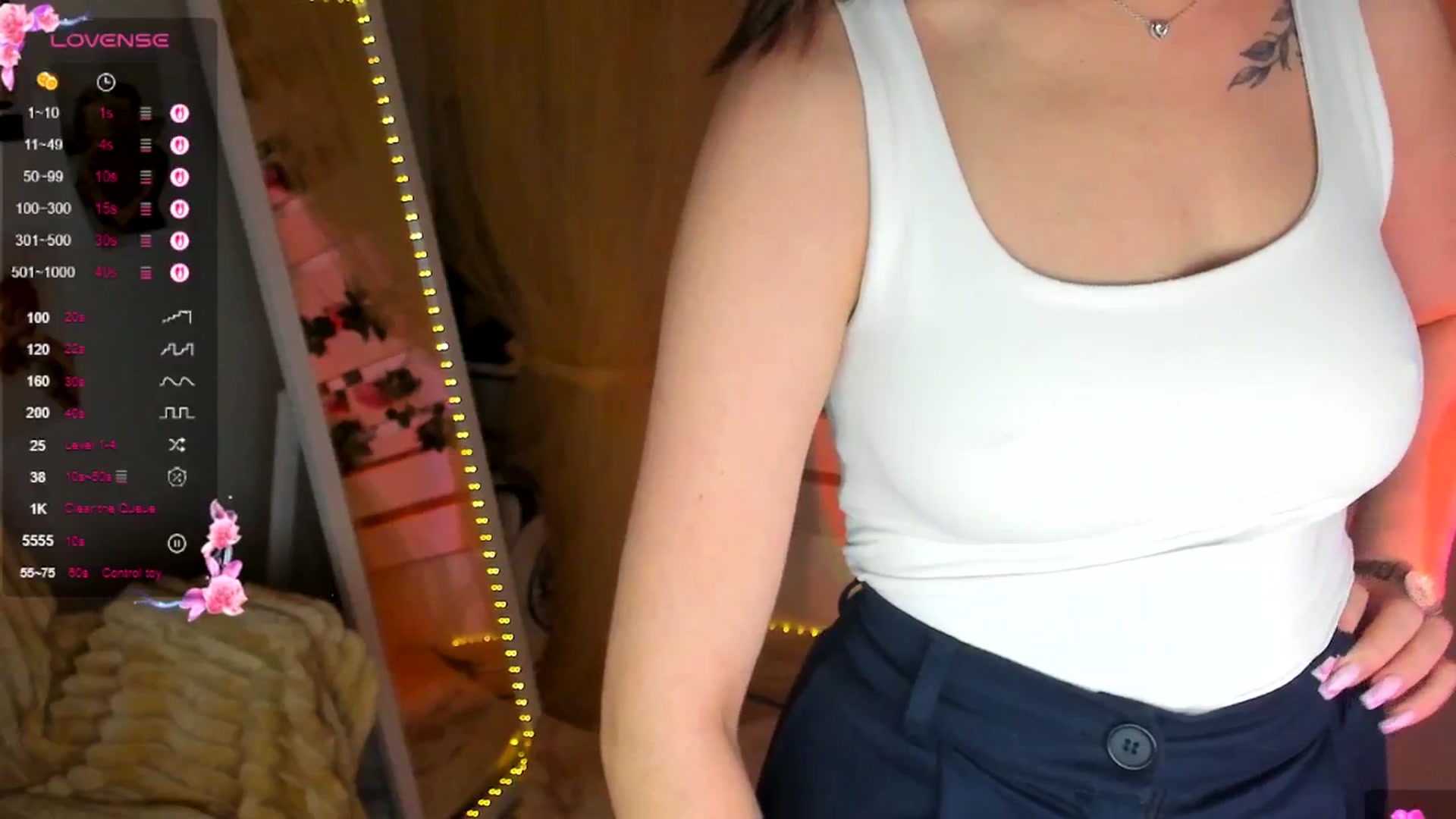 Gallery image thumbnail from KiraLove's myfreecams stream on, 04/25/2026, 11:30 image 15 of 20