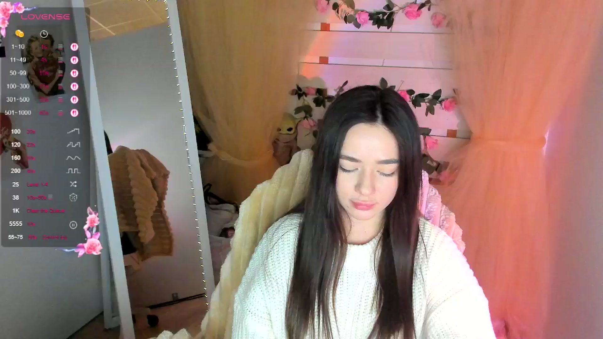 Gallery image thumbnail from KiraLove's myfreecams stream on, 04/27/2026, 10:20 image 5 of 20