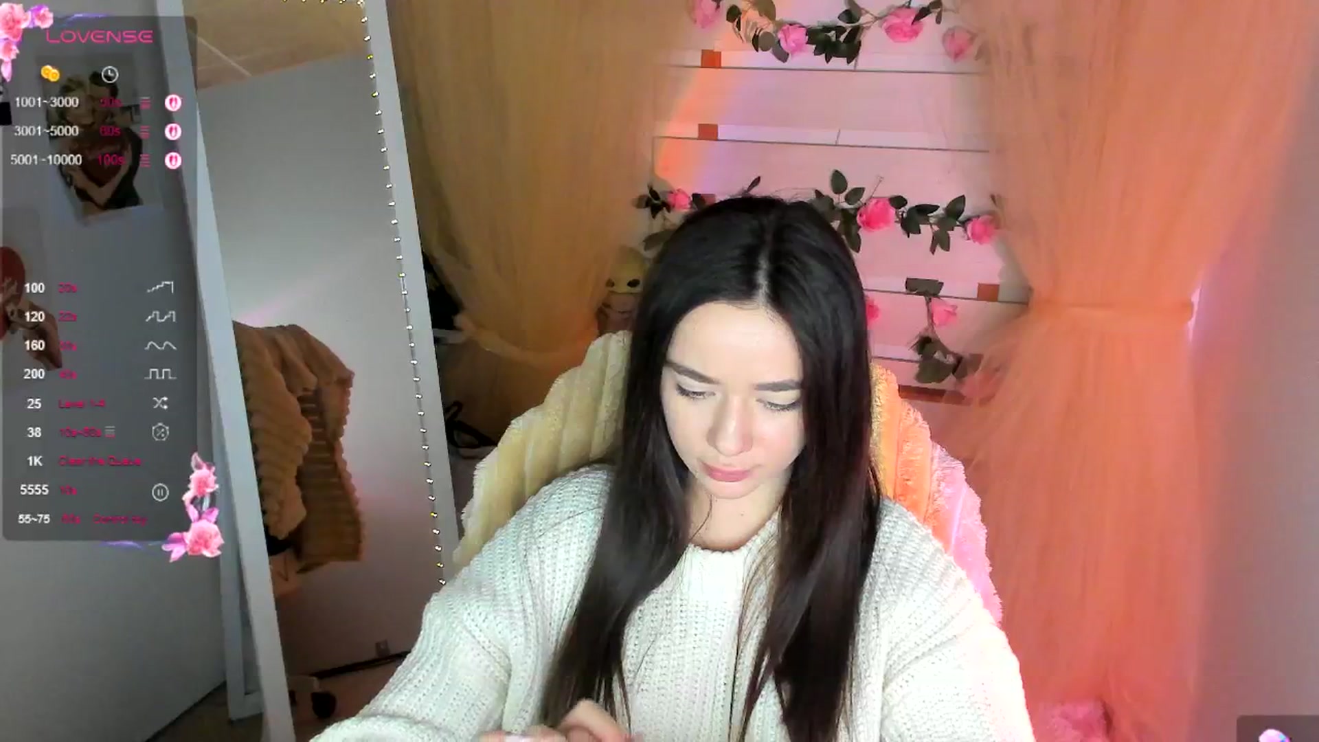 Gallery image thumbnail from KiraLove's myfreecams stream on, 04/27/2026, 10:20 image 7 of 20