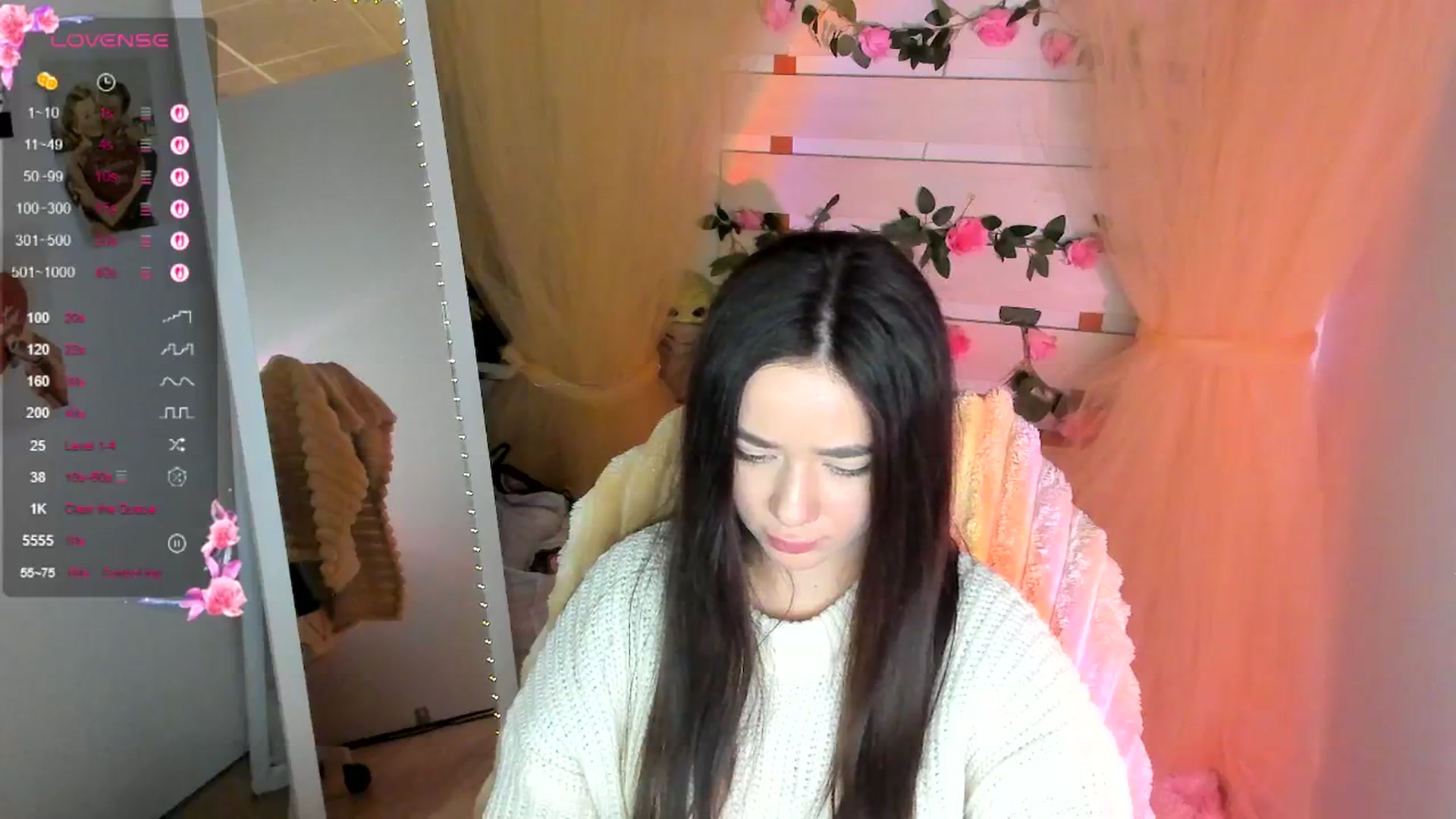 Gallery image thumbnail from KiraLove's myfreecams stream on, 04/27/2026, 10:20 image 14 of 20