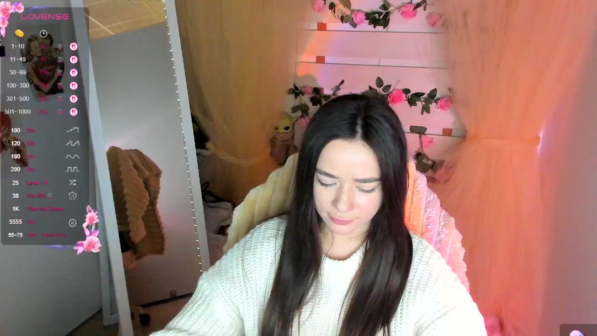 Gallery image thumbnail from KiraLove's myfreecams stream on, 04/27/2026, 10:20 image 11 of 20