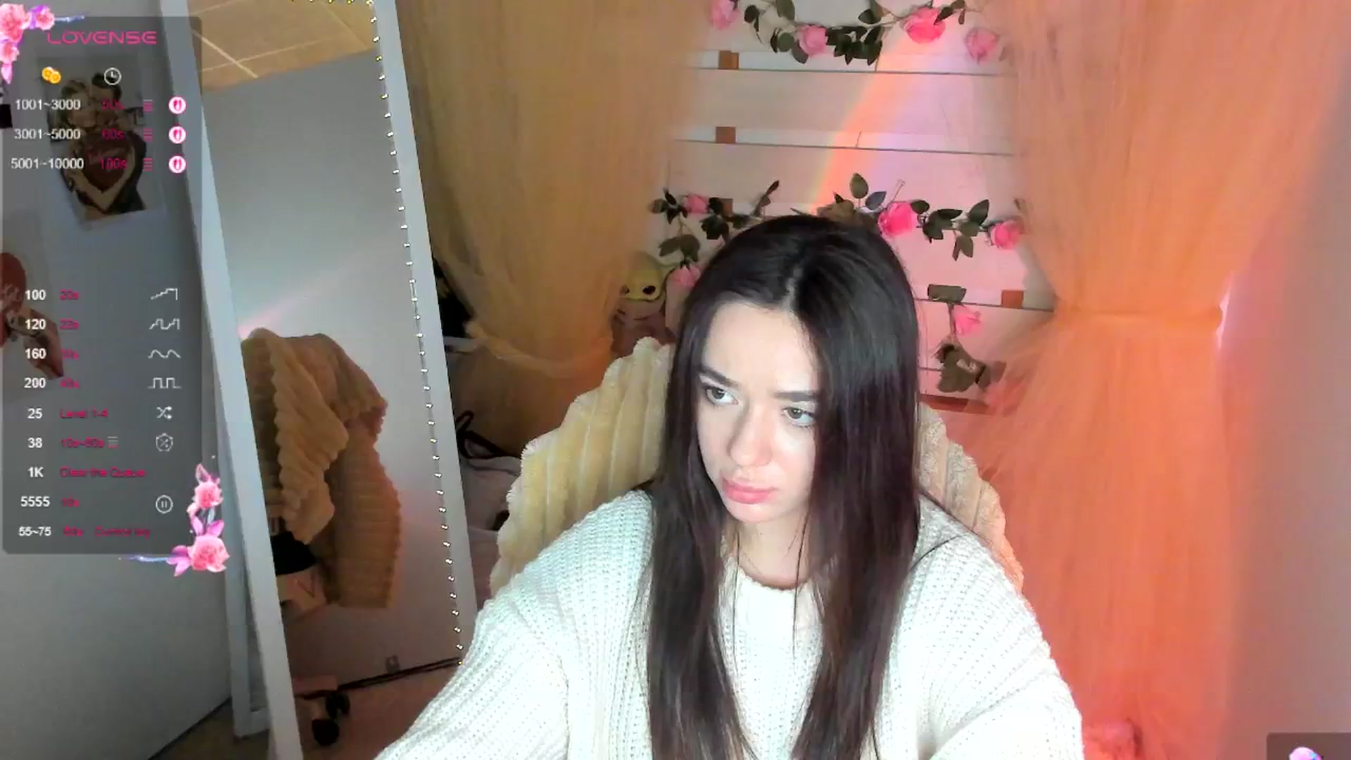 Gallery image thumbnail from KiraLove's myfreecams stream on, 04/27/2026, 11:22 image 16 of 20