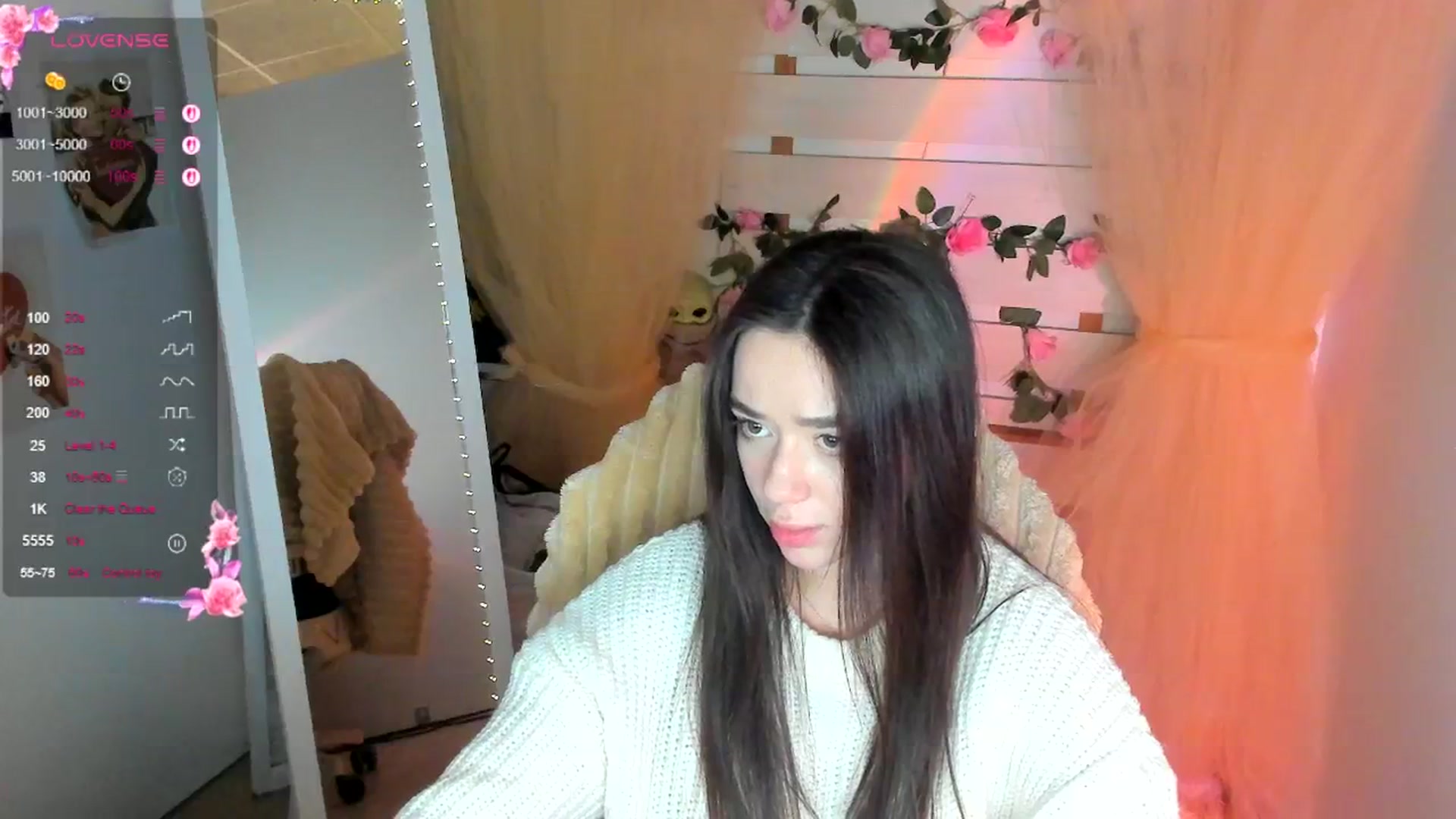 Gallery image thumbnail from KiraLove's myfreecams stream on, 04/27/2026, 11:22 image 15 of 20