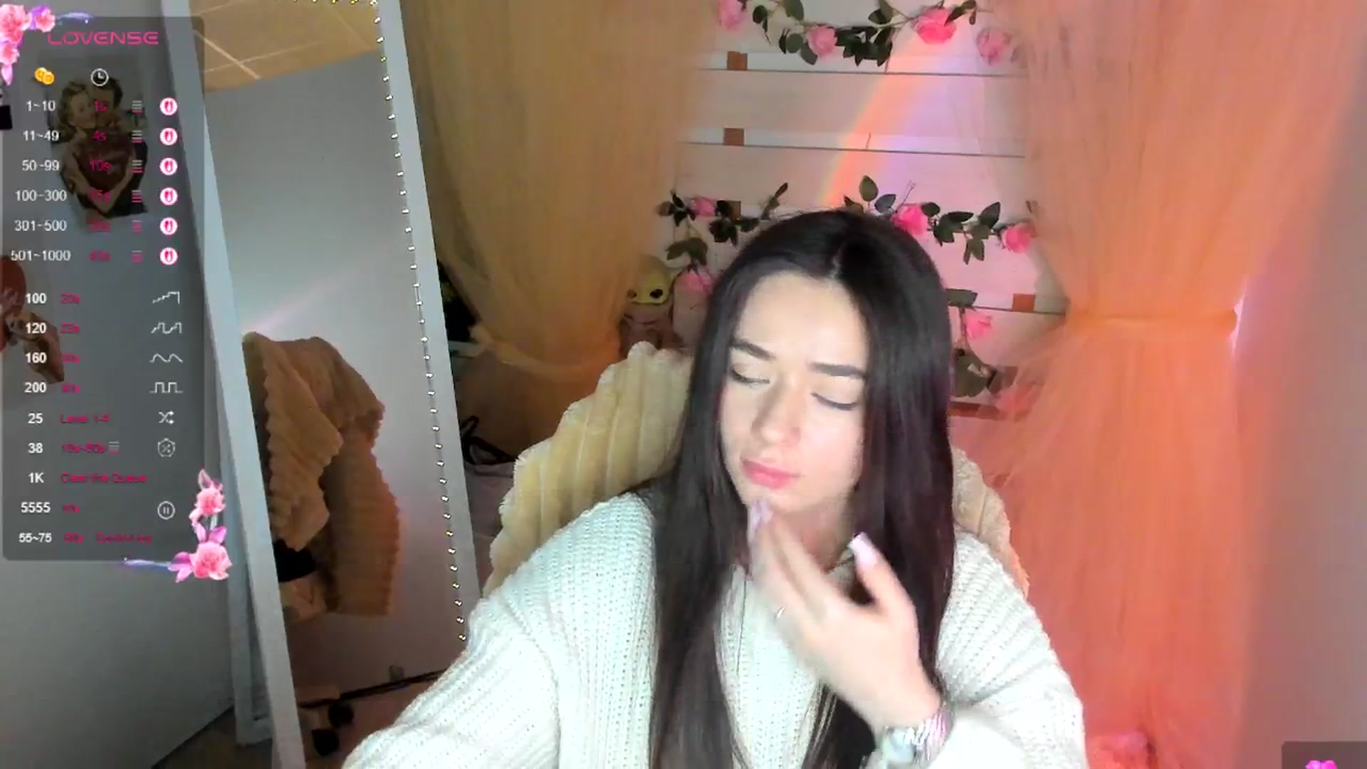 Gallery image thumbnail from KiraLove's myfreecams stream on, 04/27/2026, 11:22 image 17 of 20