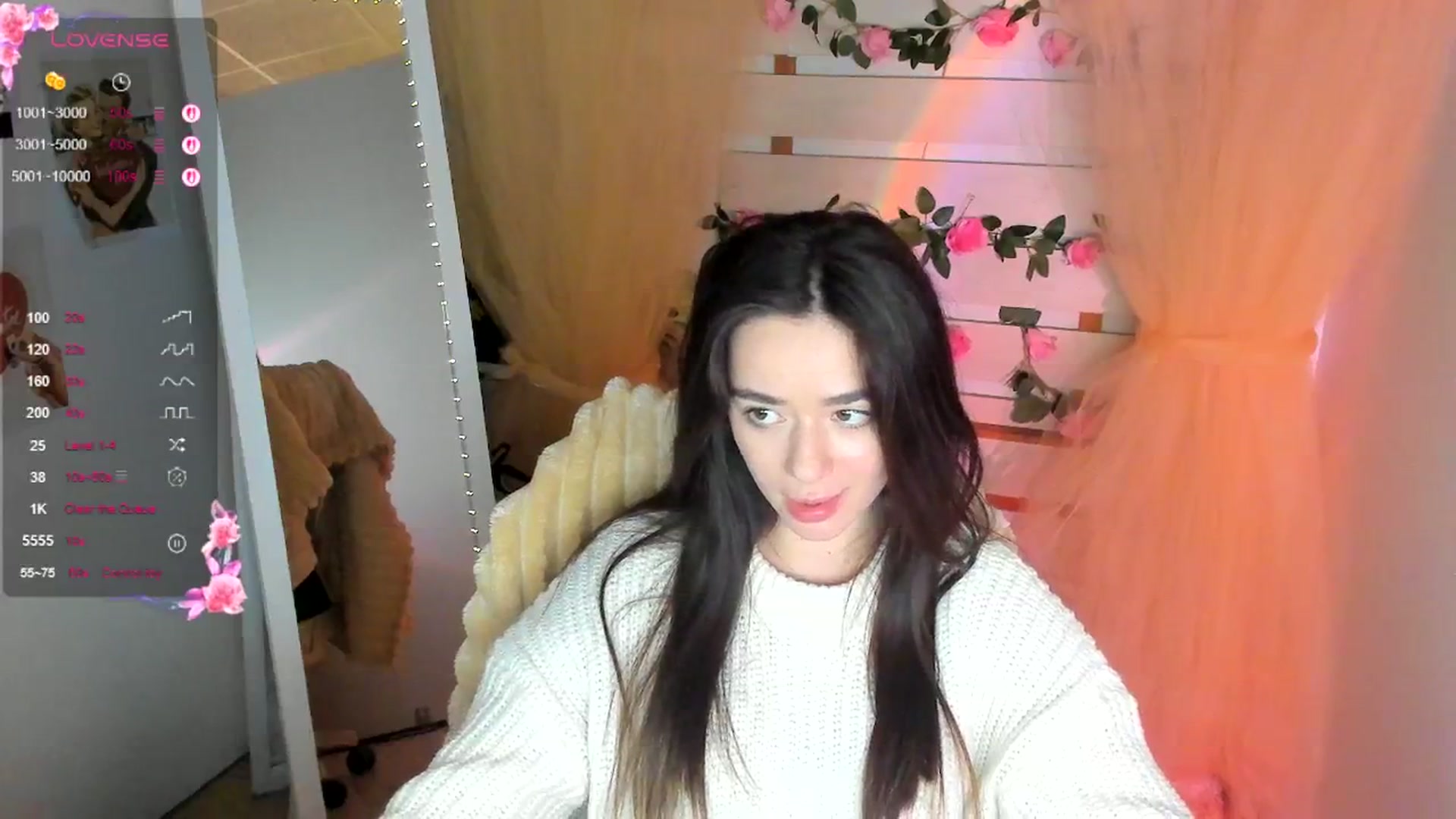 Gallery image thumbnail from KiraLove's myfreecams stream on, 04/27/2026, 11:22 image 7 of 20