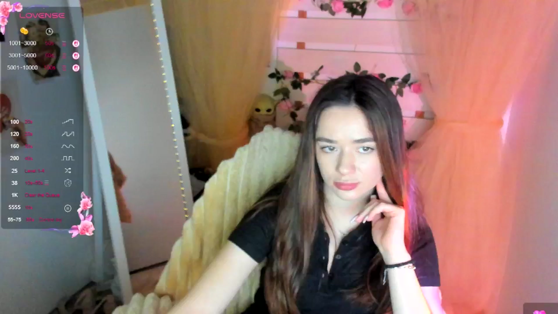 Gallery image thumbnail from KiraLove's myfreecams stream on, 05/02/2026, 10:08 image 18 of 20