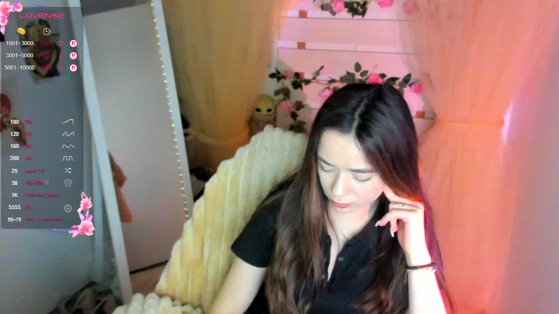 Gallery image thumbnail from KiraLove's myfreecams stream on, 05/02/2026, 10:08 image 20 of 20