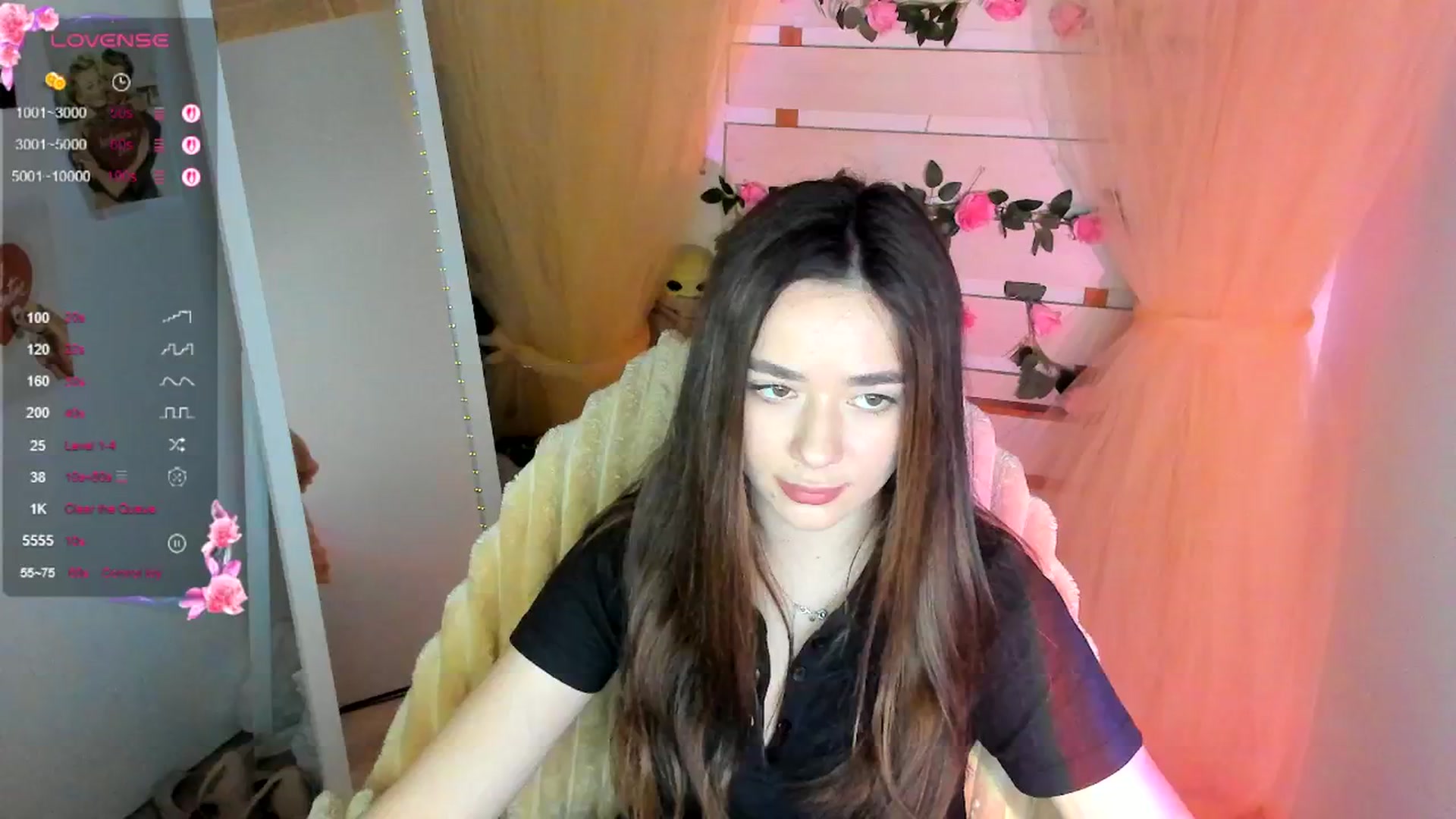 Gallery image thumbnail from KiraLove's myfreecams stream on, 05/02/2026, 10:08 image 10 of 20