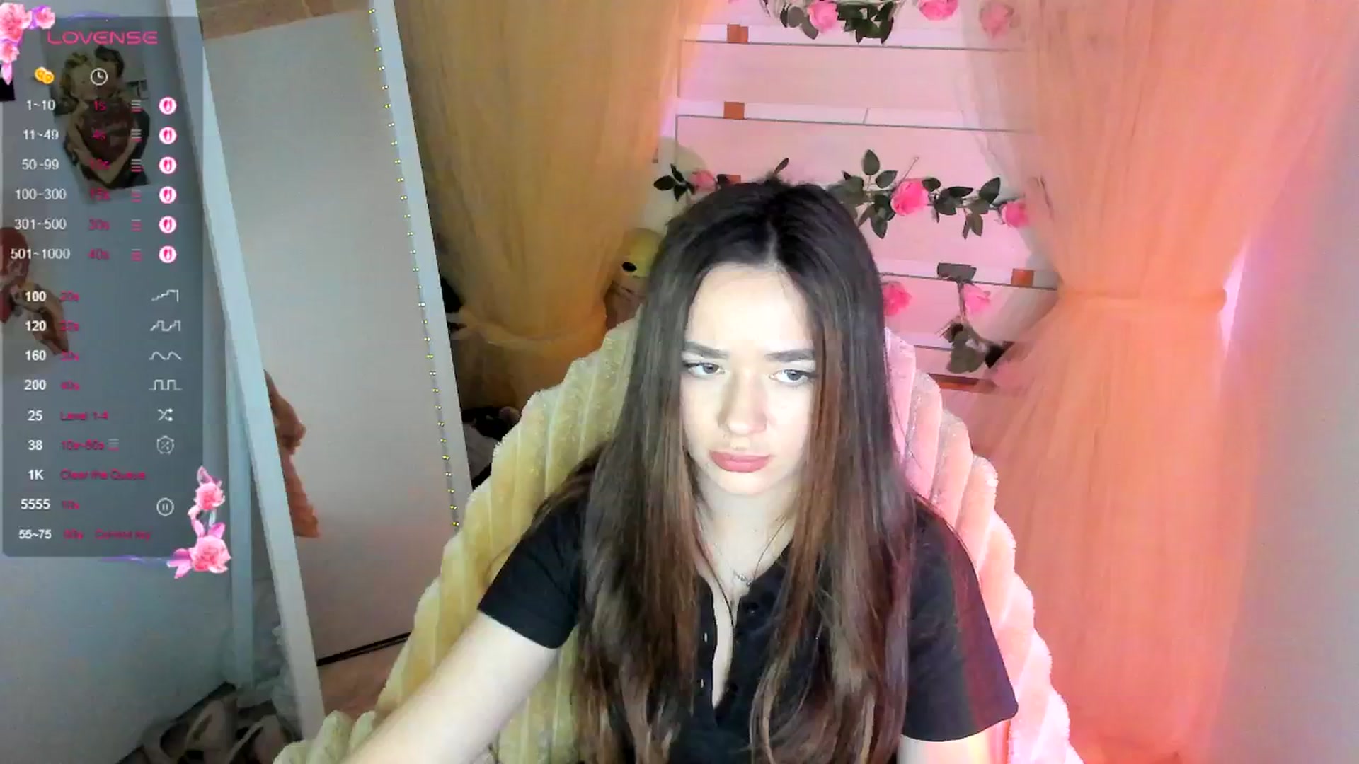 Gallery image thumbnail from KiraLove's myfreecams stream on, 05/02/2026, 10:08 image 16 of 20