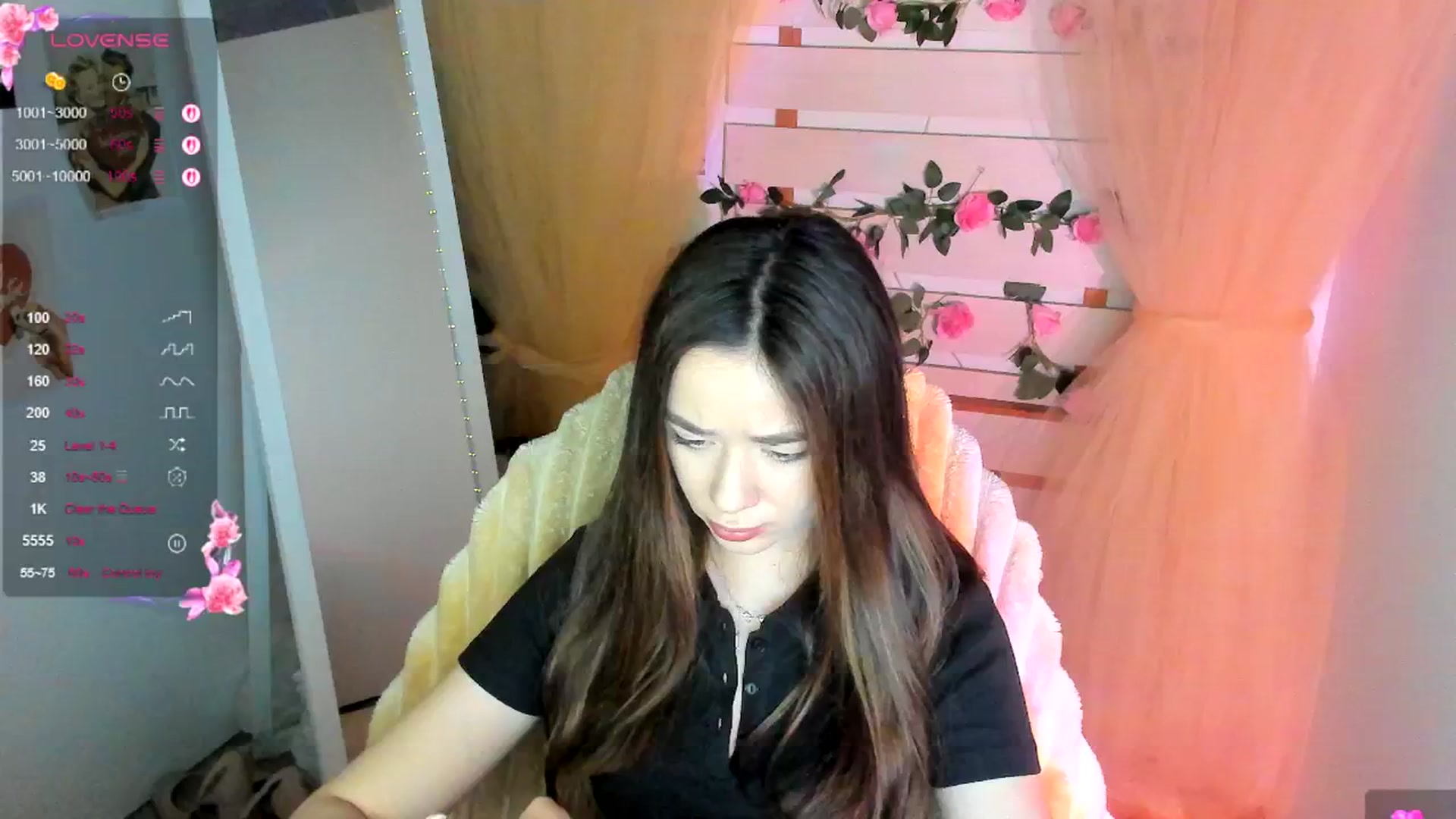 Gallery image thumbnail from KiraLove's myfreecams stream on, 05/02/2026, 11:15 image 8 of 20