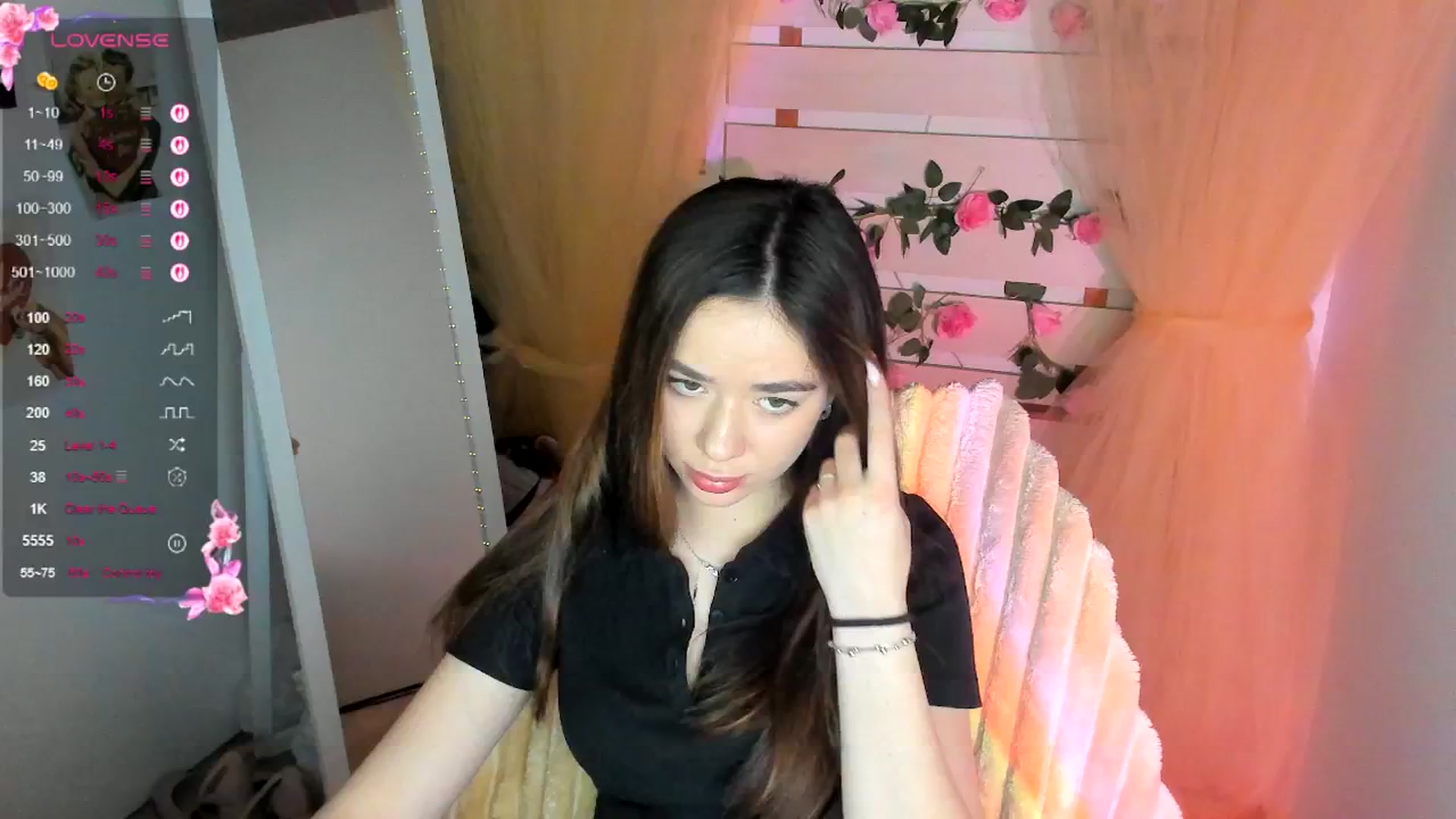 Gallery image thumbnail from KiraLove's myfreecams stream on, 05/02/2026, 11:15 image 16 of 20