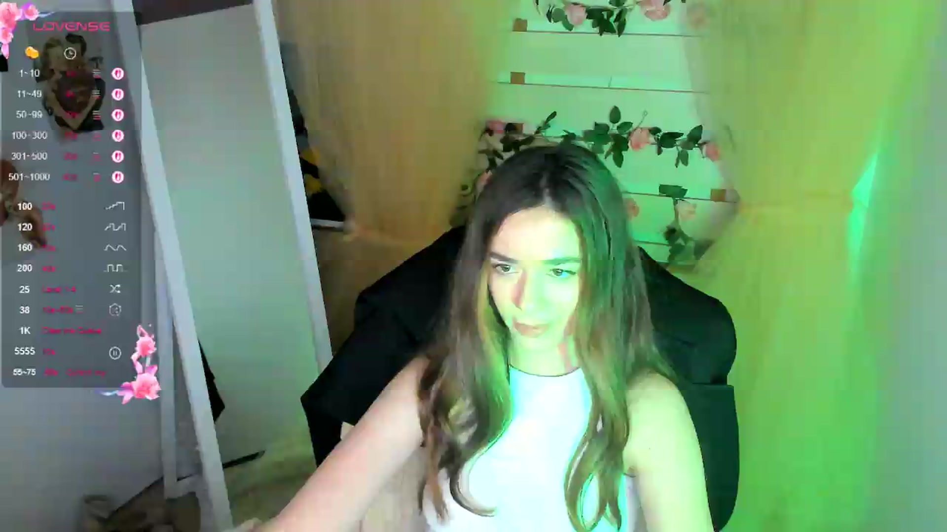 Gallery image thumbnail from KiraLove's myfreecams stream on, 05/11/2026, 12:01 image 12 of 20