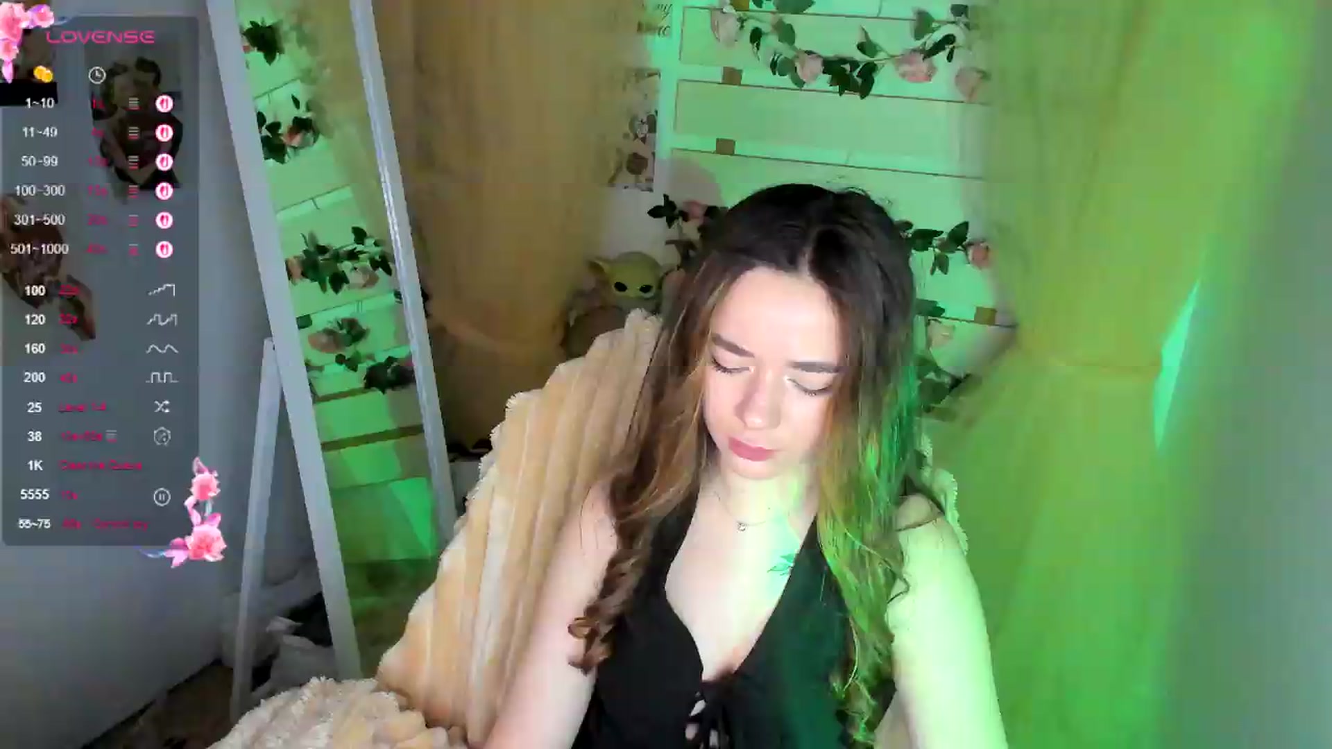 Gallery image thumbnail from KiraLove's myfreecams stream on, 05/19/2026, 09:42 image 9 of 20