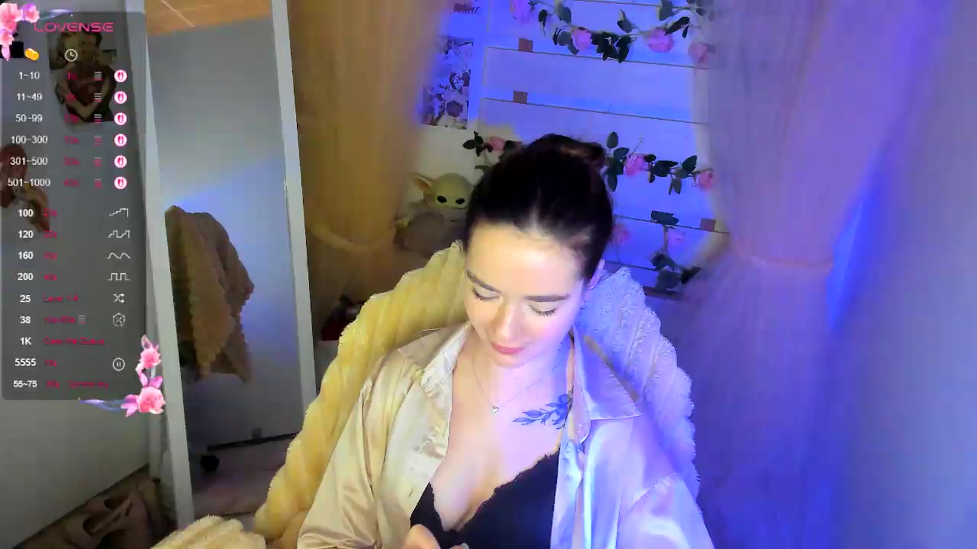 Gallery image thumbnail from KiraLove's myfreecams stream on, 05/22/2026, 09:54 image 18 of 20