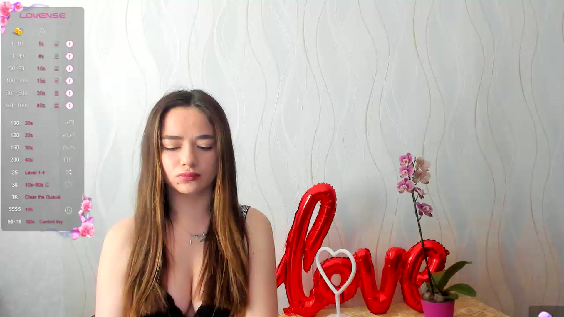 Gallery image thumbnail from KiraLove's myfreecams stream on, 05/25/2026, 11:28 image 15 of 20