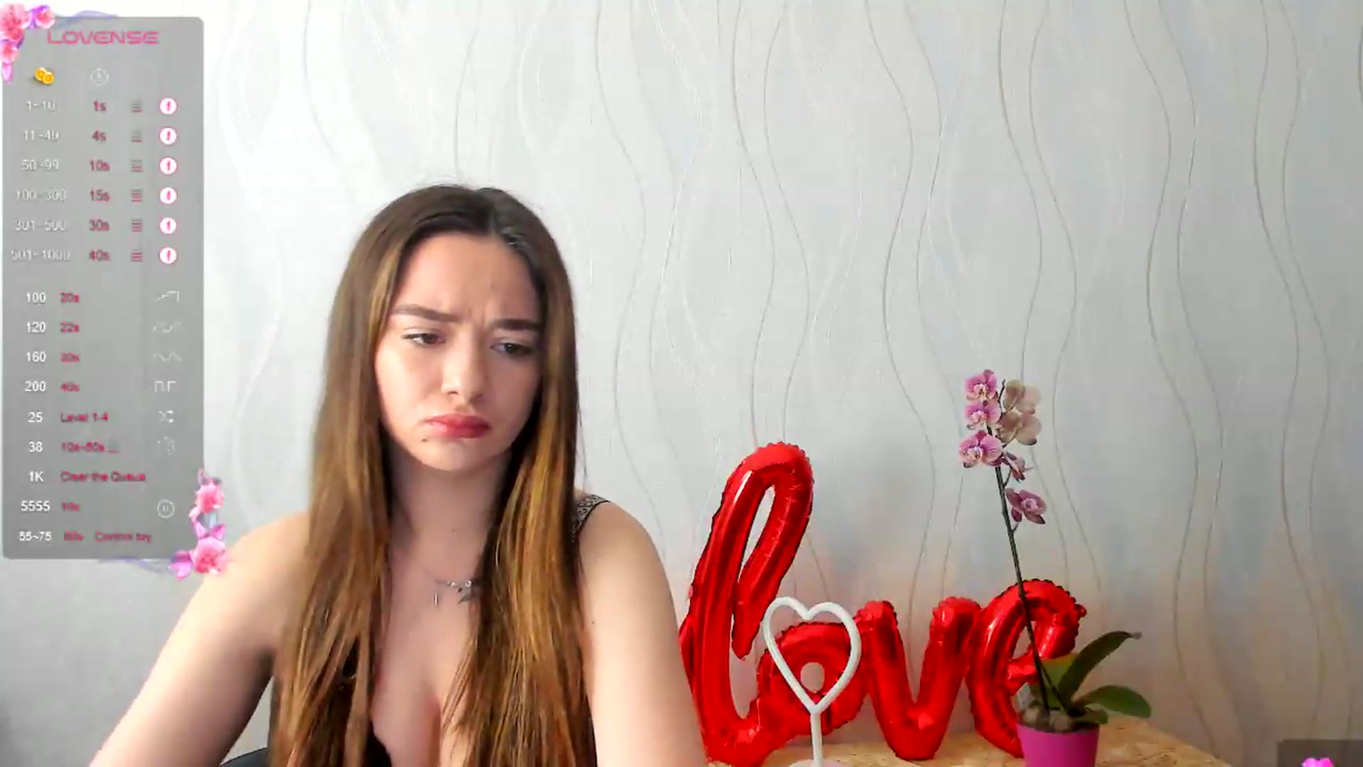 Gallery image thumbnail from KiraLove's myfreecams stream on, 05/25/2026, 11:28 image 11 of 20