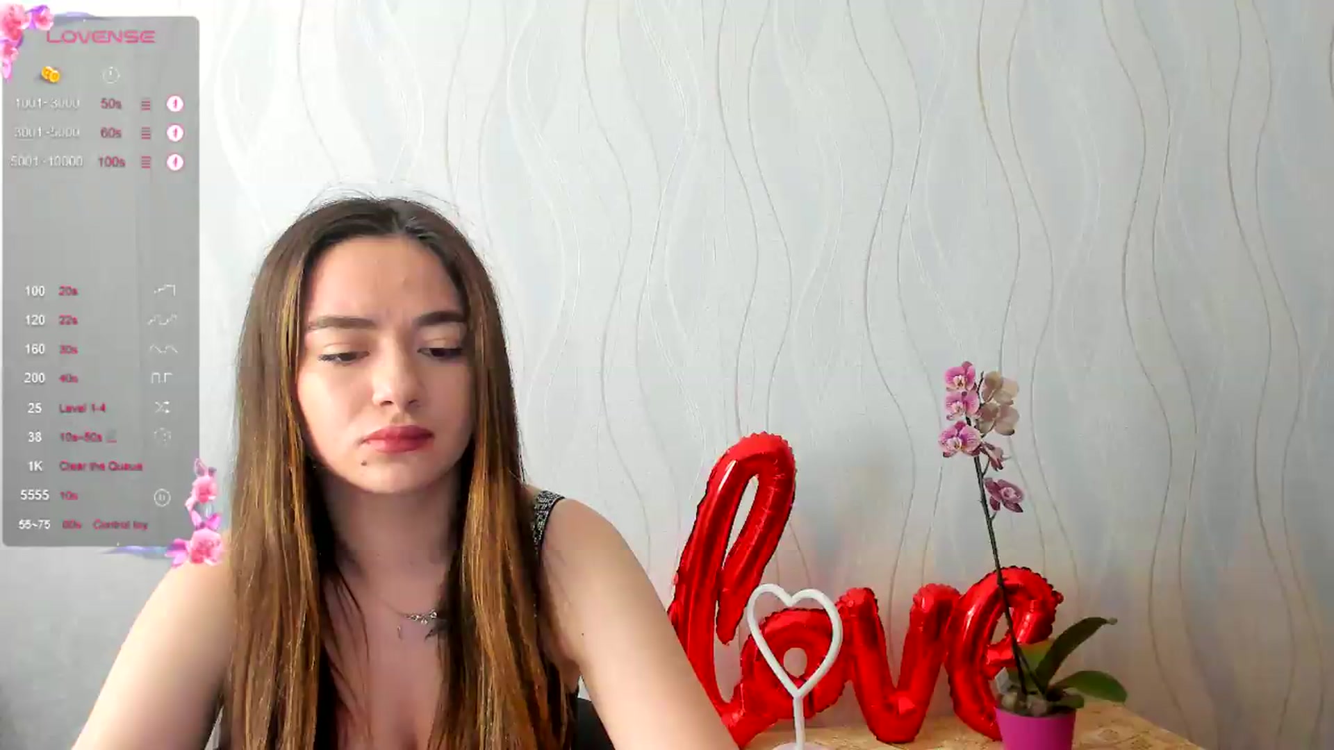 Gallery image thumbnail from KiraLove's myfreecams stream on, 05/25/2026, 11:28 image 12 of 20