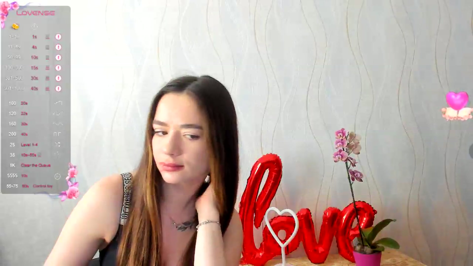Gallery image thumbnail from KiraLove's myfreecams stream on, 05/25/2026, 11:28 image 19 of 20