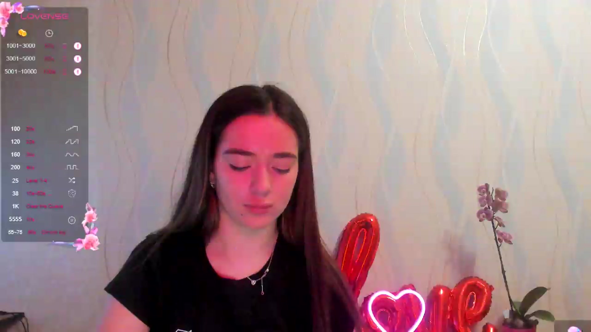 Gallery image thumbnail from KiraLove's myfreecams stream on, 05/25/2026, 18:08 image 11 of 20