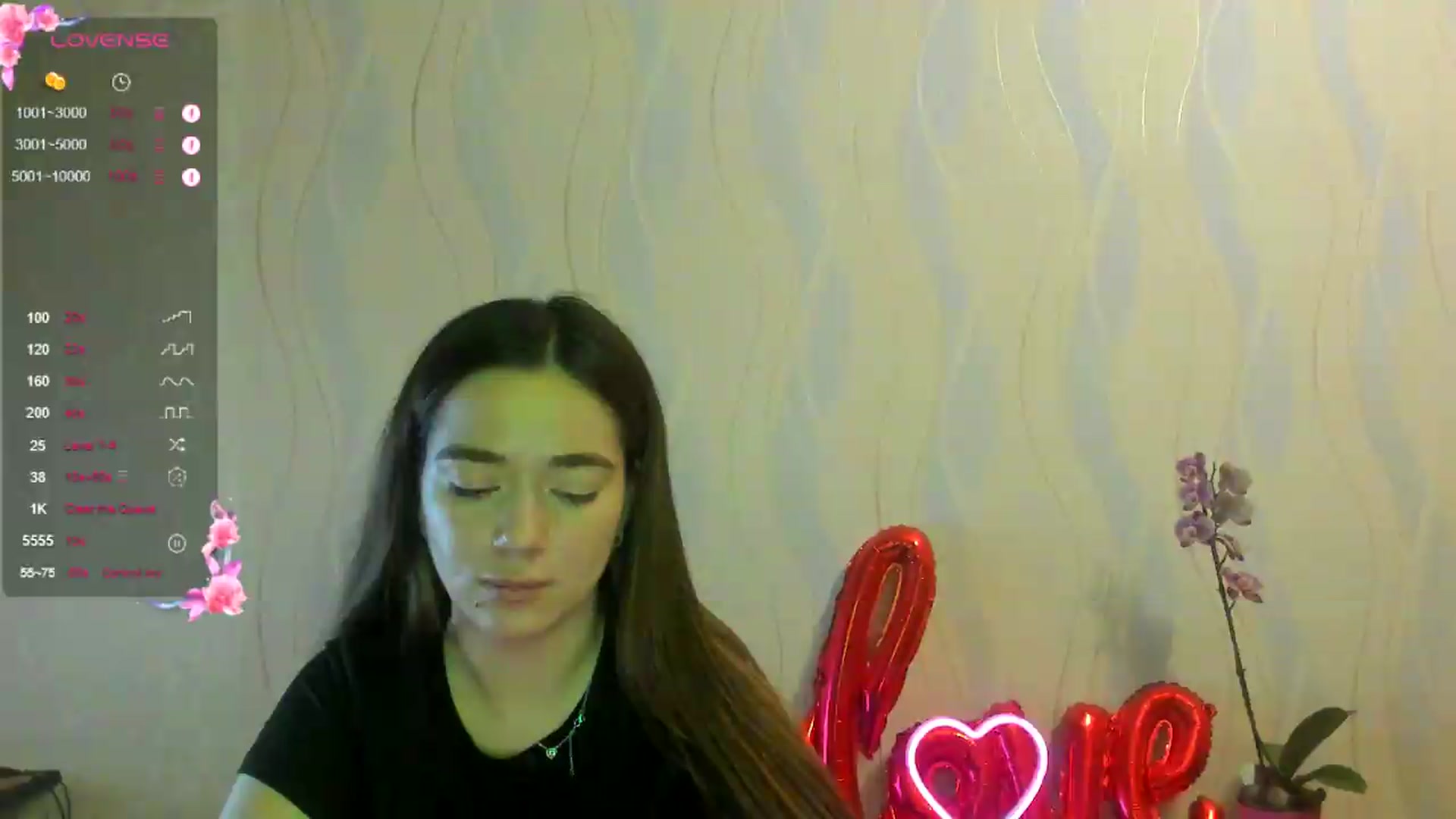 Gallery image thumbnail from KiraLove's myfreecams stream on, 05/25/2026, 18:08 image 4 of 20