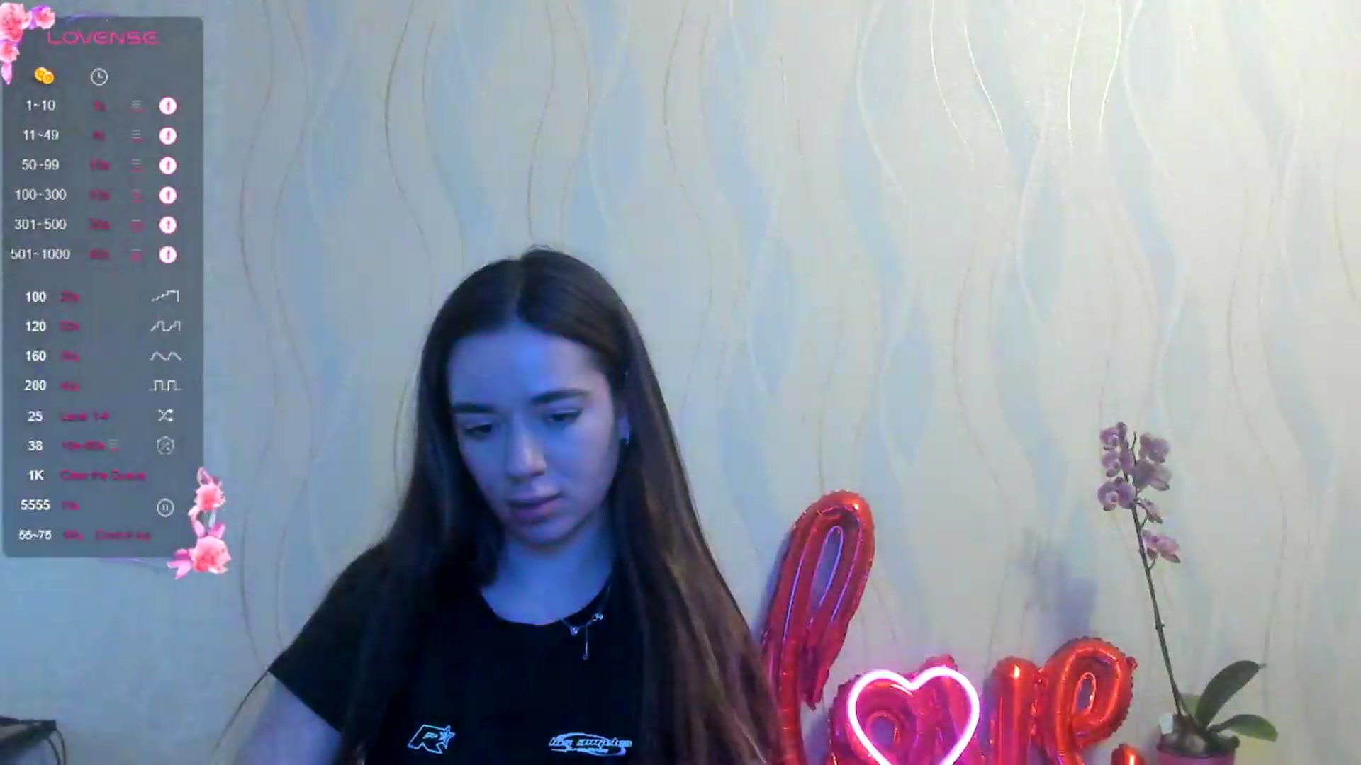 Gallery image thumbnail from KiraLove's myfreecams stream on, 05/25/2026, 18:08 image 16 of 20